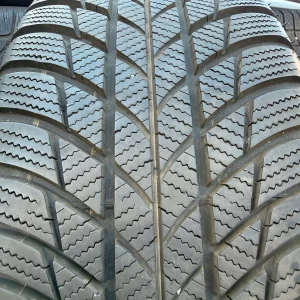 ZIMSKE GUME BRIDGESTONE BLIZZAK LM001 225-50-R17