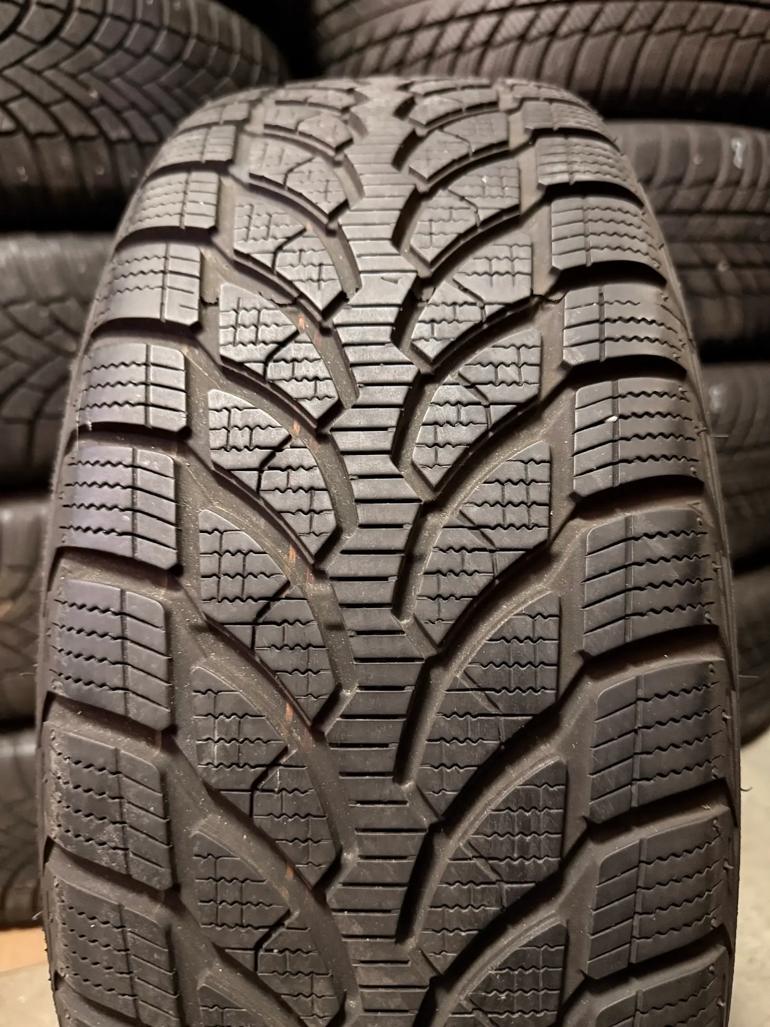 ALU FELGE MERCEDES 16" 5X112 + TPMS GUME ZIMSKE 205-60-R16 - Slika 3