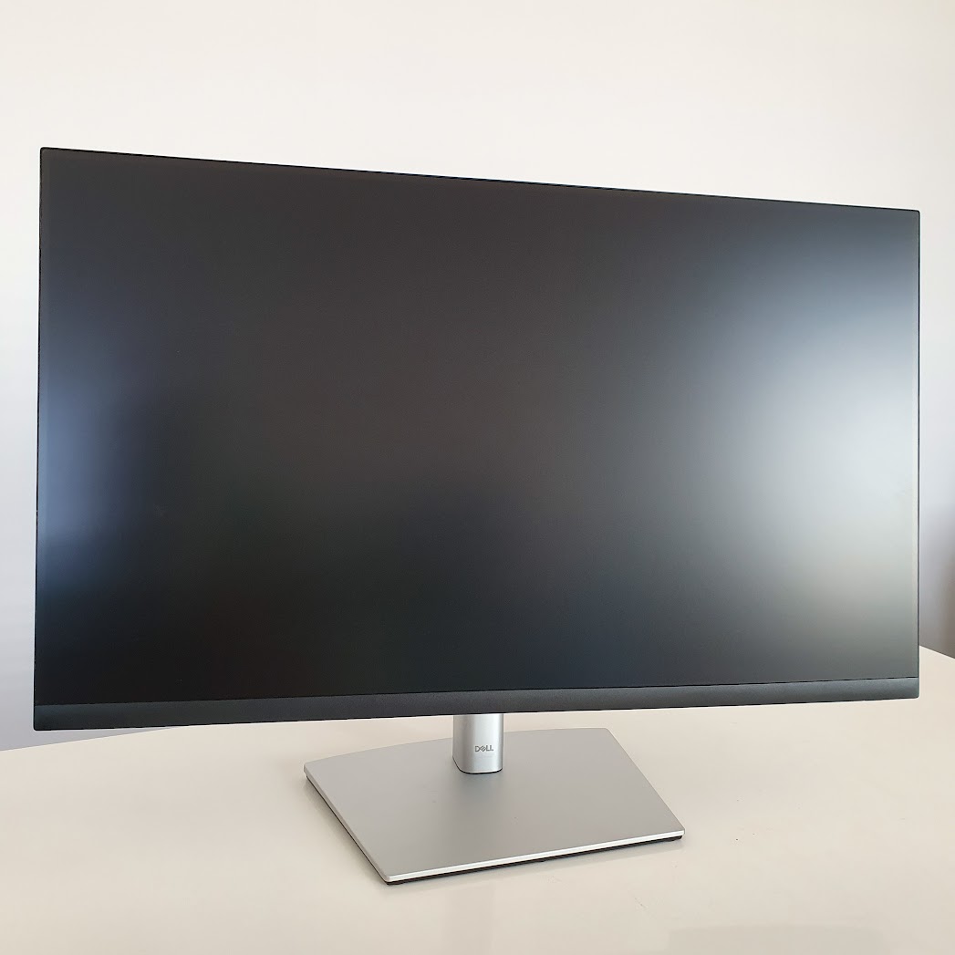 Bezramkowy Monitor Dell P2722HE 27 IPS FHD 1920x1080 HDMI DP USB-C - Slika 3