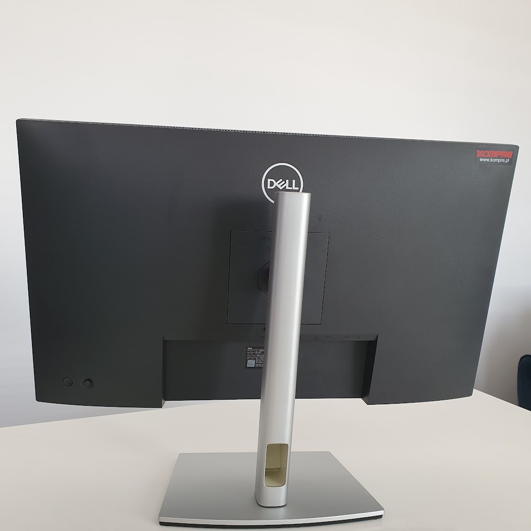 Bezramkowy Monitor Dell P2722HE 27 IPS FHD 1920x1080 HDMI DP USB-C - Slika 4