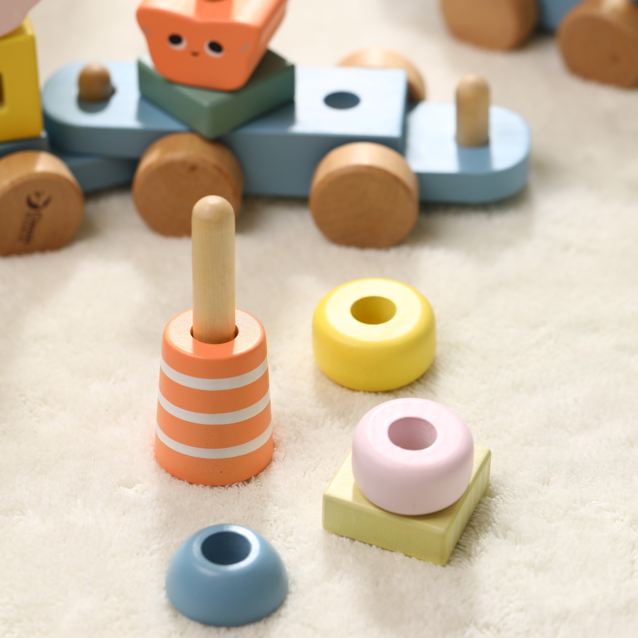 CLASSIC WORLD Wooden Train with Blocks to Pull Ocean 28pcs - Slika 4