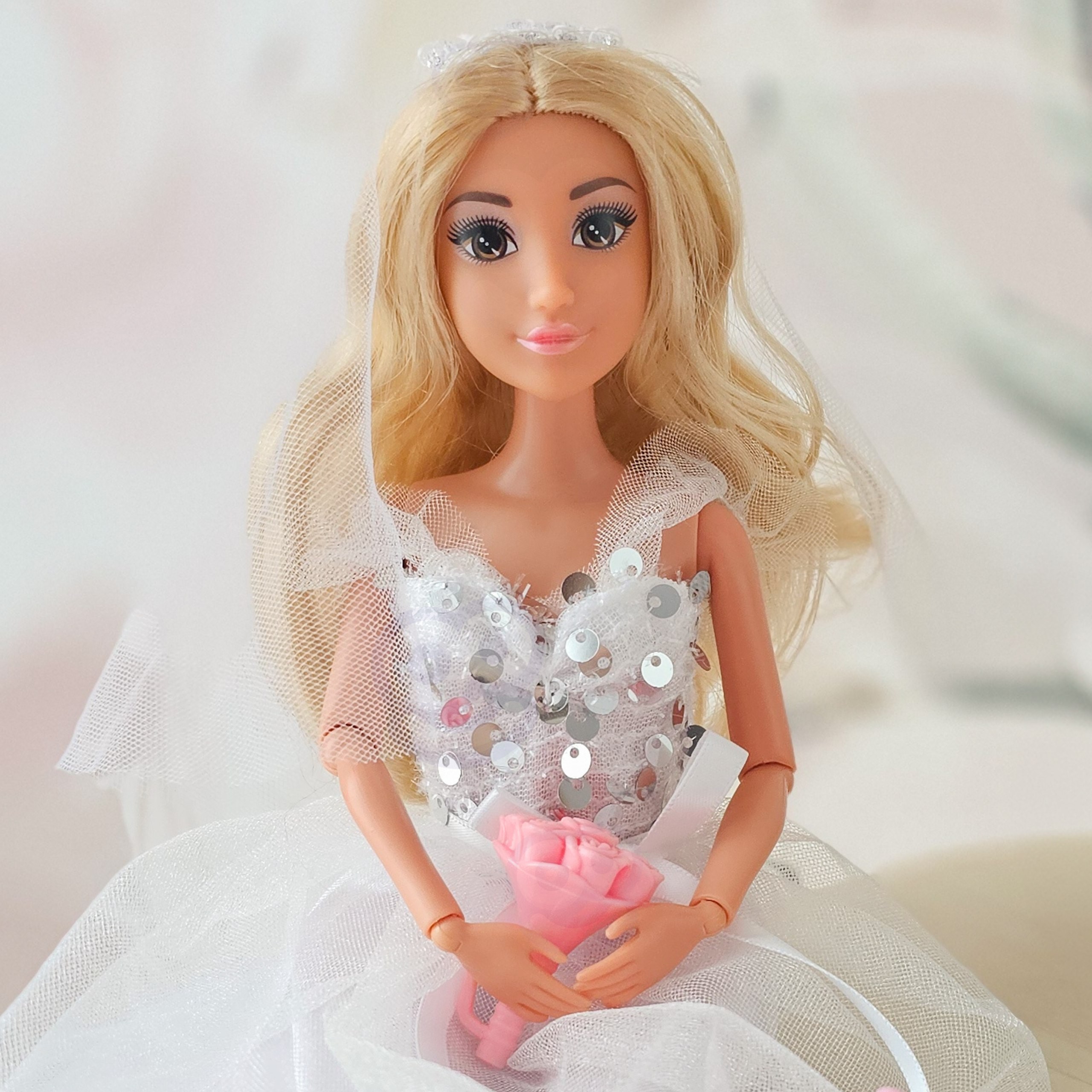 WOOPIE ROYAL Lily Doll 30 cm Bride Wedding Dress Accessories - Slika 2