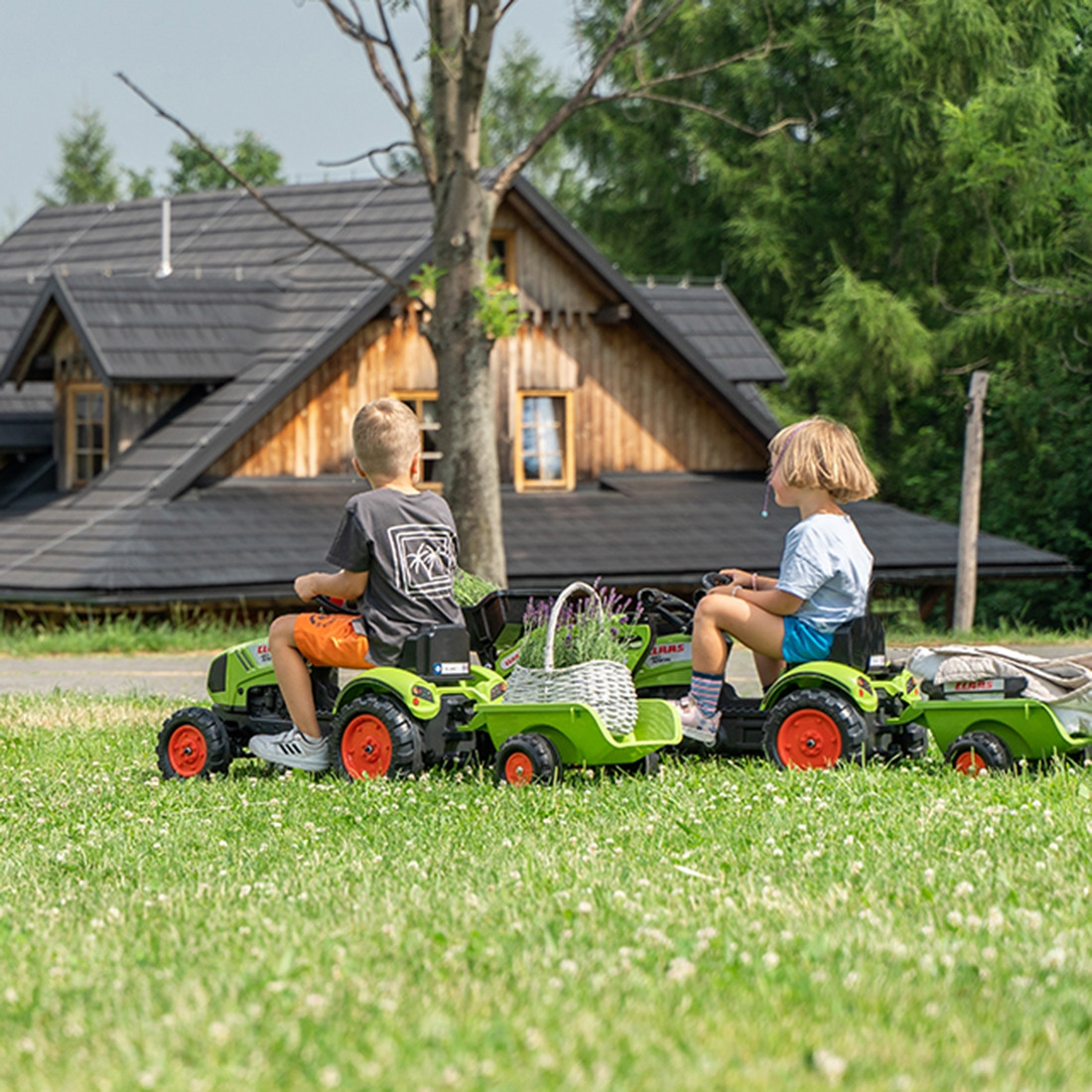 Falk Claas Pedal Tractor with Trailer and Bucket Green for Children 2-5 - Slika 5