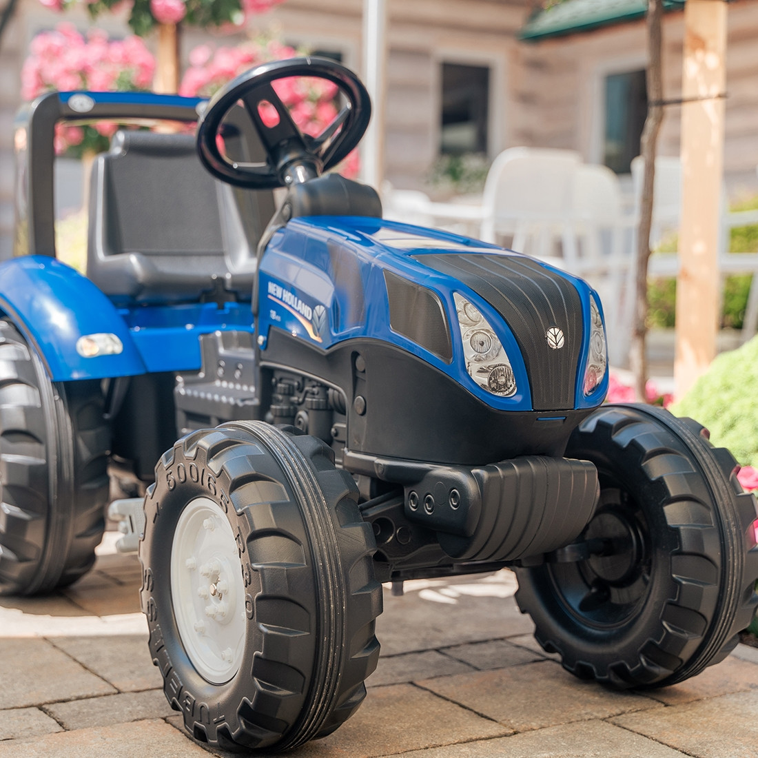 FALK New Holland T8 traktor na pedale s prikolicom, za djecu od 3 do 7 godina - Slika 6