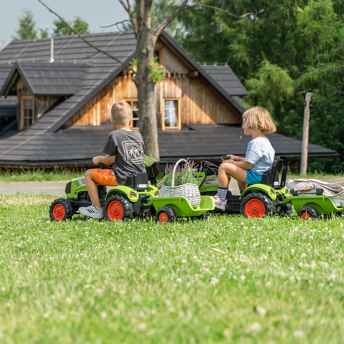 FALK Green Claas Pedal Tractor with Trailer + Horn from 2 Years Old. - Slika 6