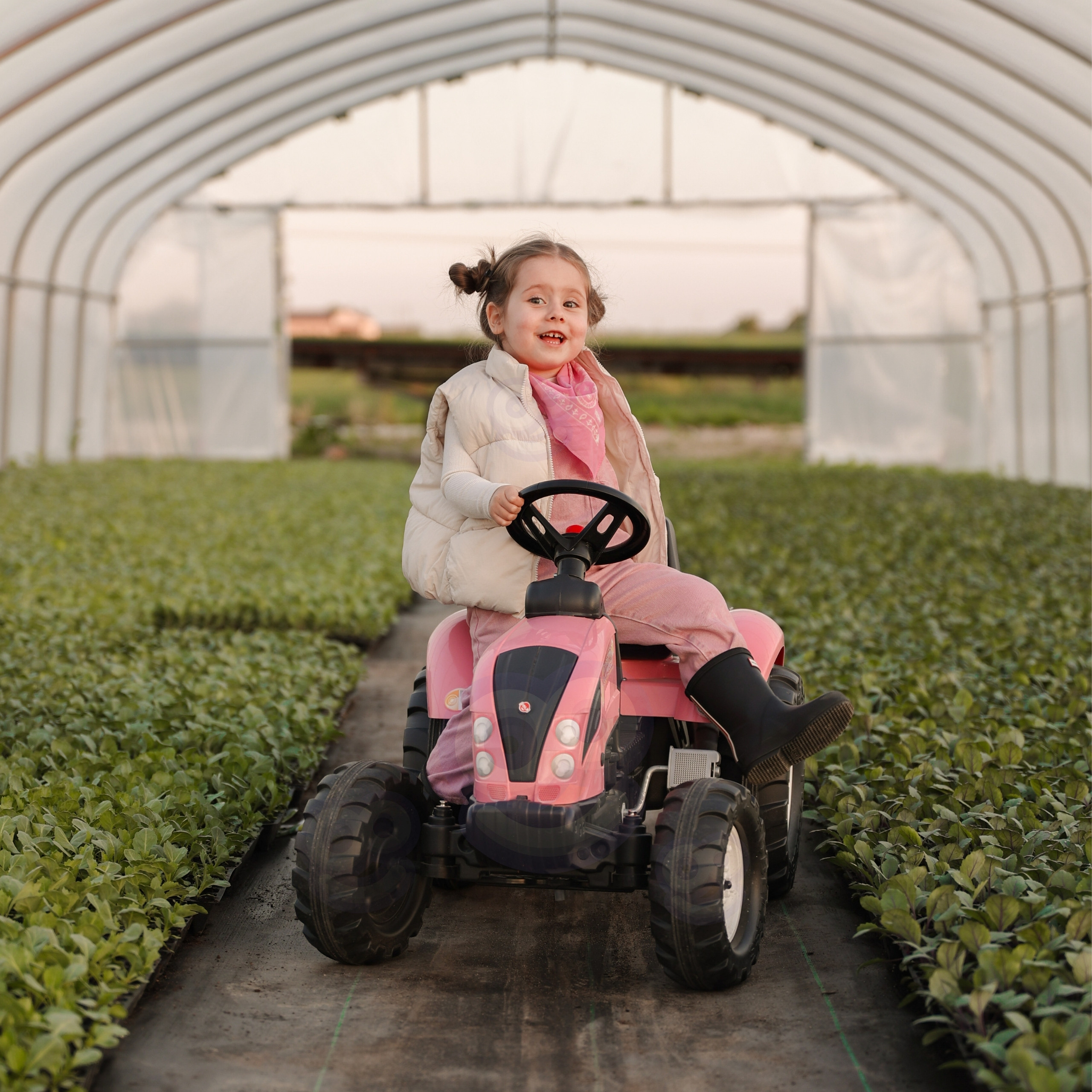 FALK Country Star Pink Pedal Tractor + Trailer and Horn 2-5 Years. - Slika 3