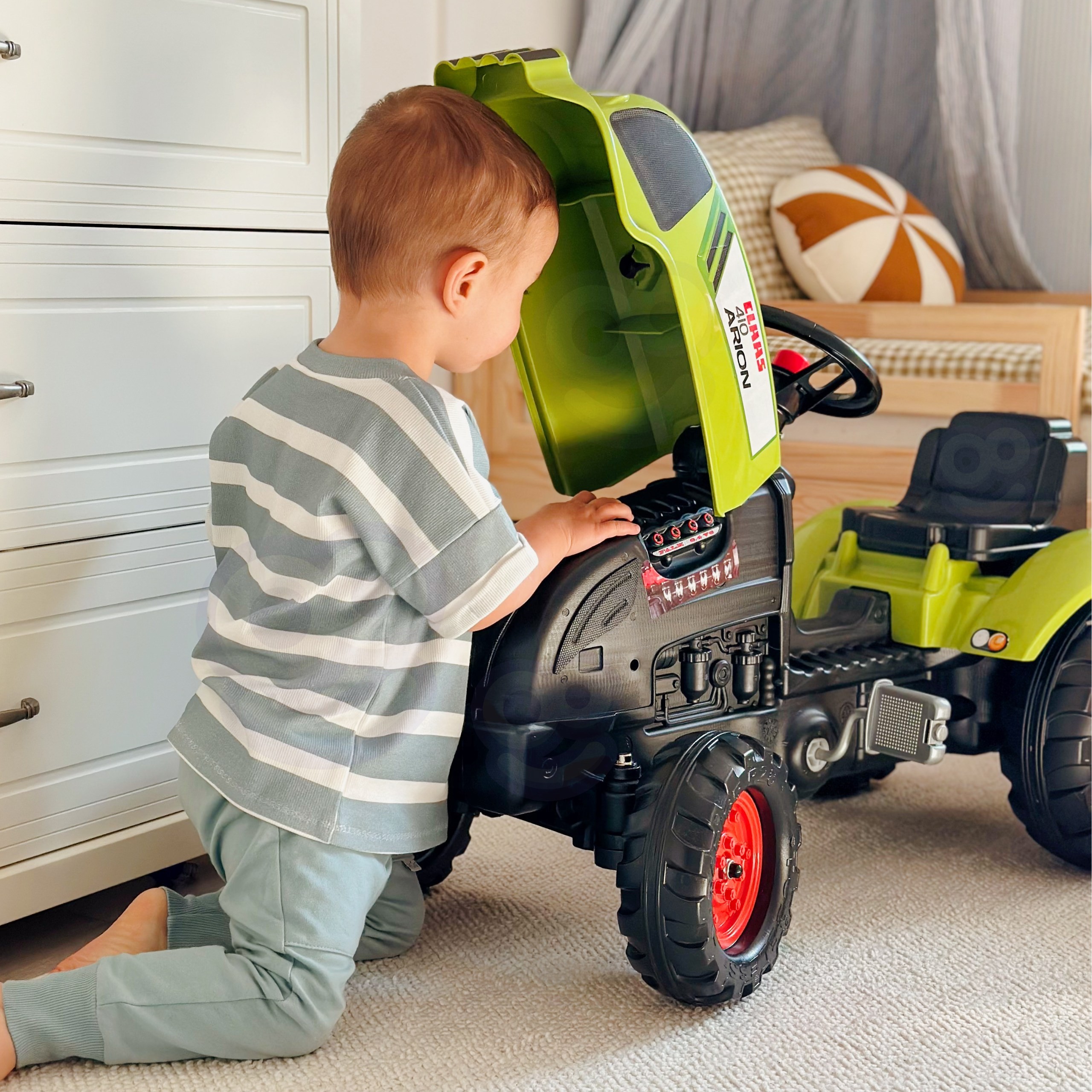 FALK Claas Green Pedal Tractor with Horn and Trailer 2-5 Years - Slika 8
