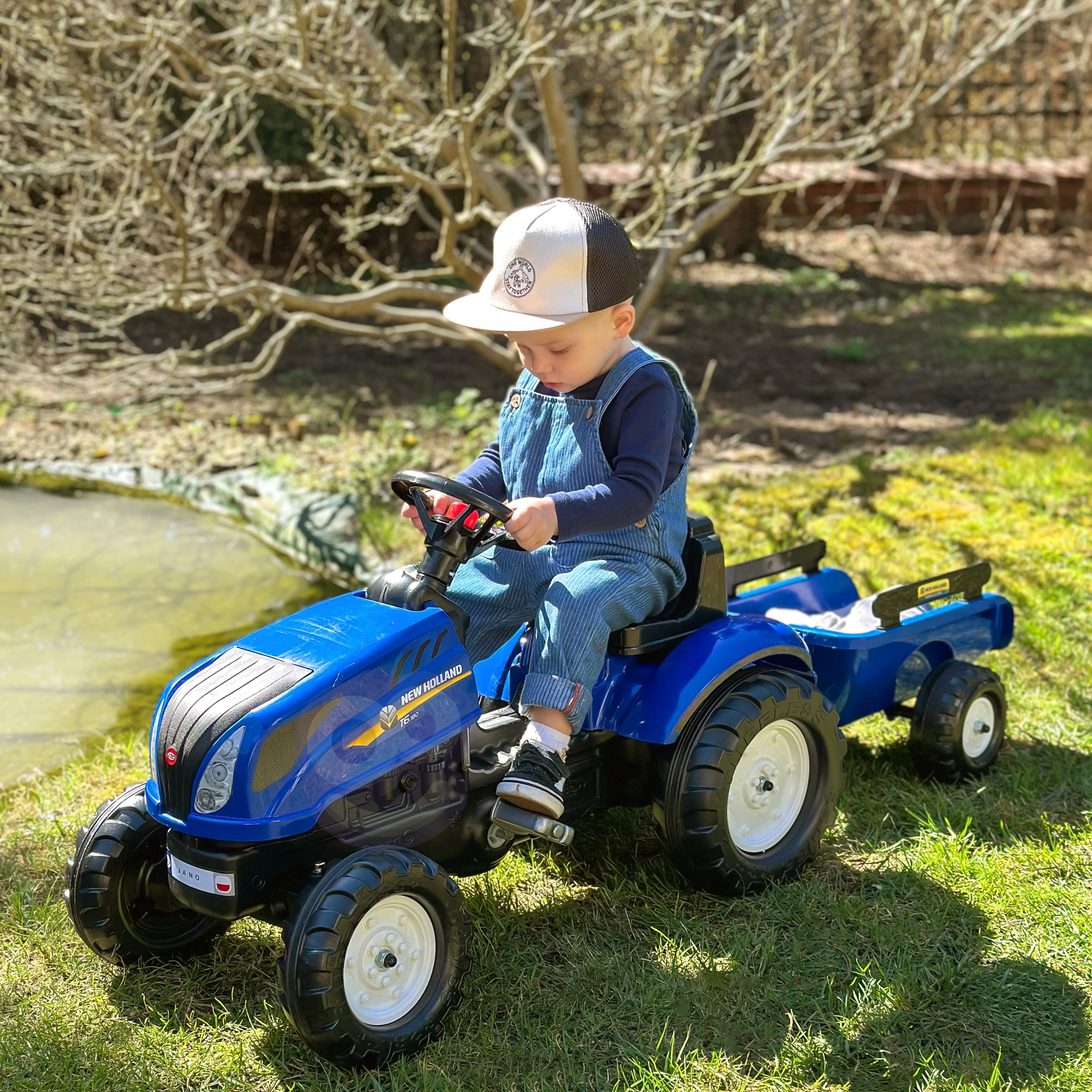 FALK New Holland Pedal Tractor with Trailer and Opening Bonnet 2-5 years - Slika 6