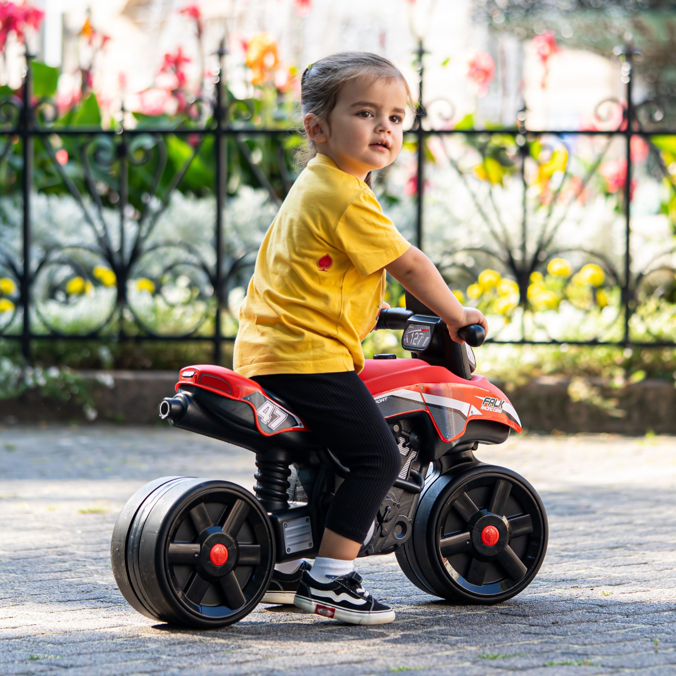 FALK Racing Team Ride-on Motorbike Red Wide Wheels for 2-5 Years - Slika 7