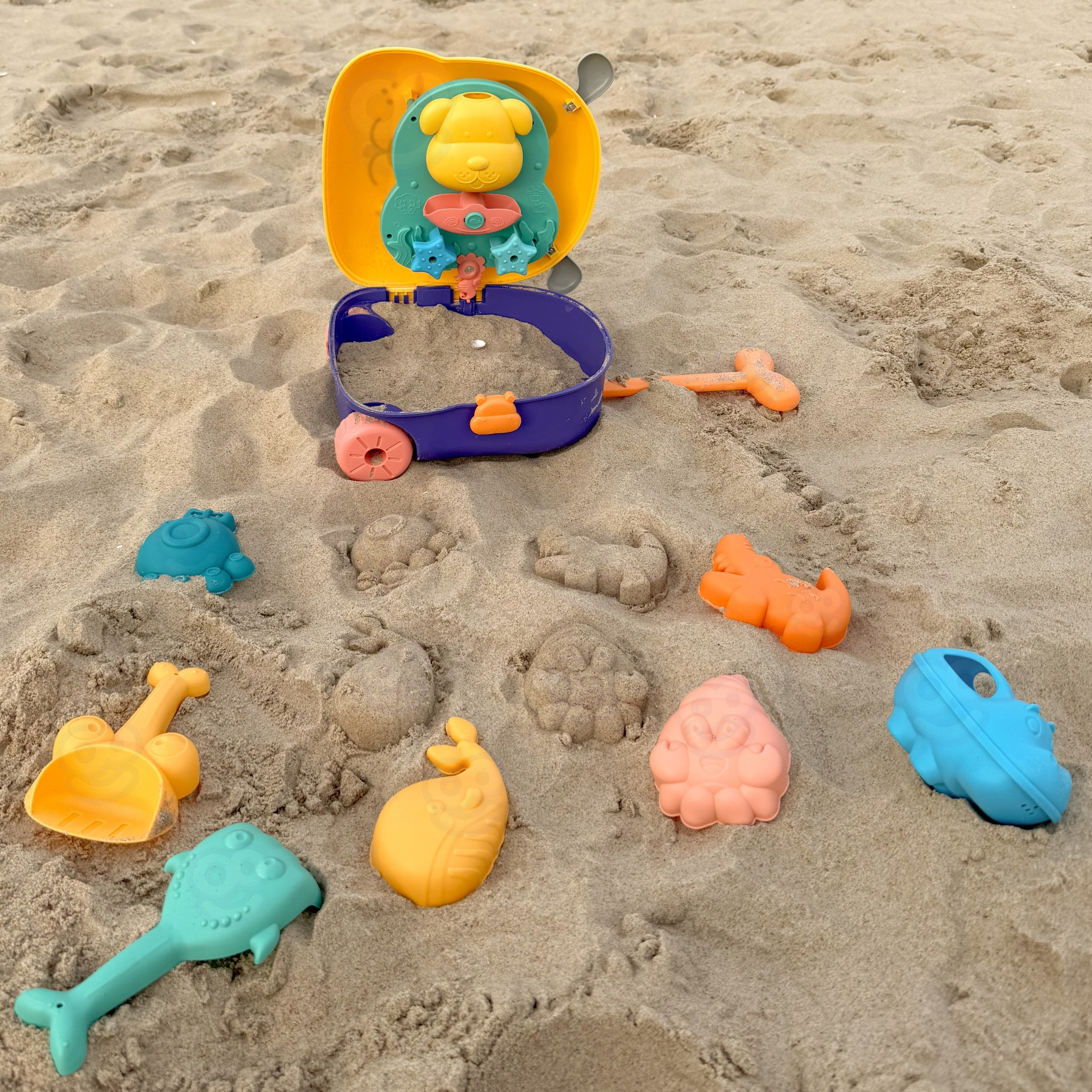 WOOPIE 3-in-1 Sandbox Set, Suitcase, Dog, Water Table - Slika 3