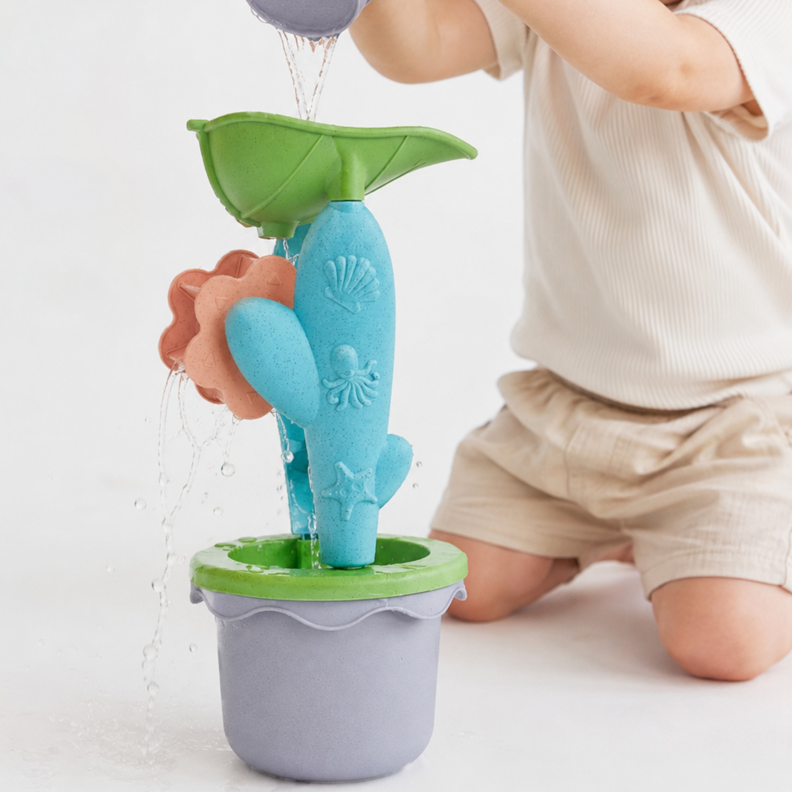 WOOPIE GREEN Set with Bucket and Spinning Wheel 5 pcs. Strainer and Molds - Slika 3