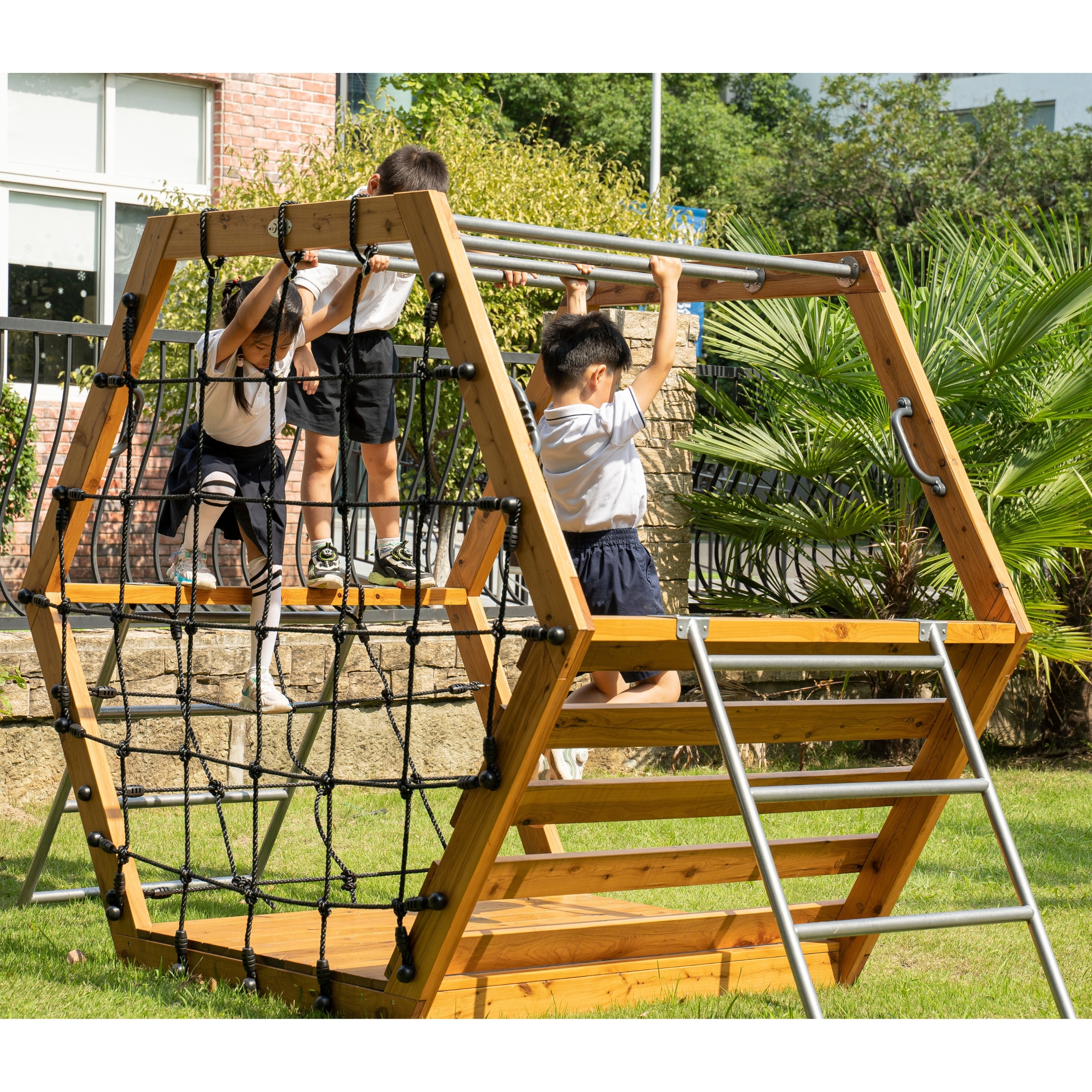 CLASSIC WORLD EDU Wooden Playground XXL Hexagonal Climbing Set - Slika 5