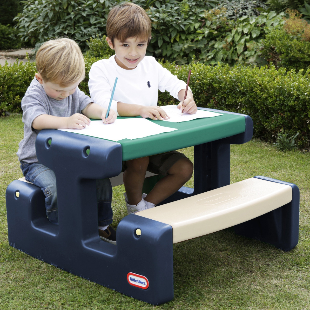 Little Tikes Blue and Green Kids' Picnic Table for the Garden - Slika 5