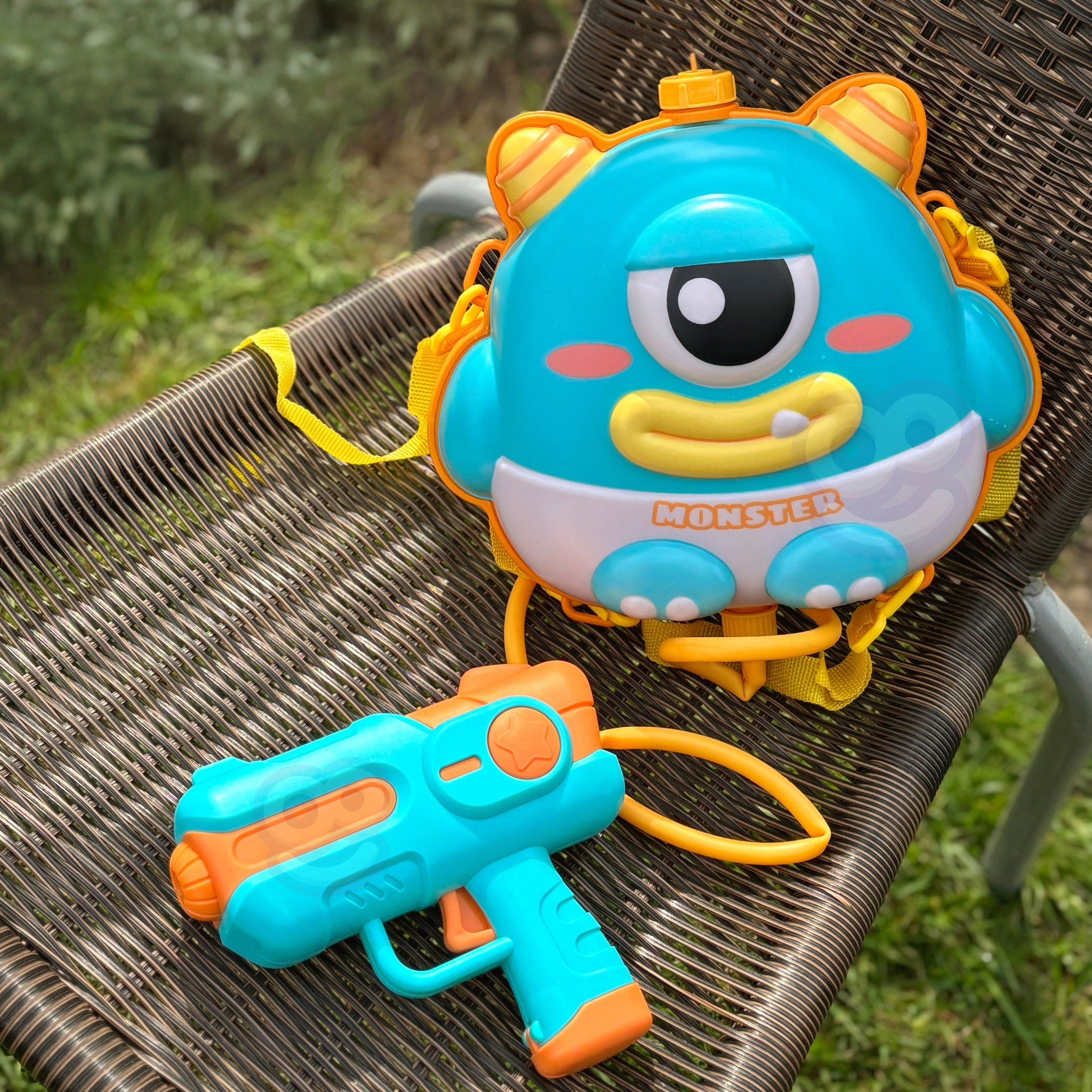 WOOPIE Water Gun with Backpack UFO MONSTER - Capacity 2.1 l - Slika 6