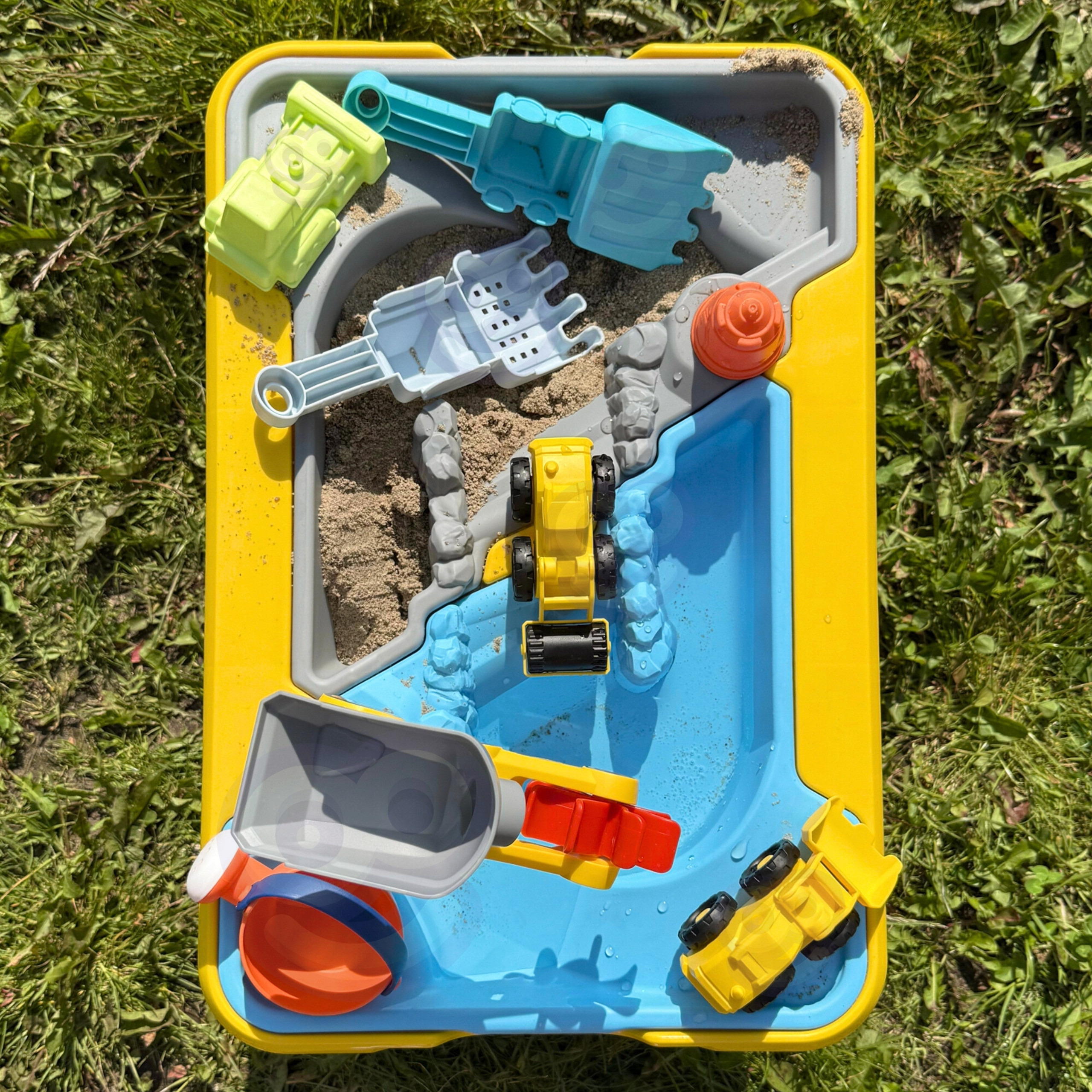 WOOPIE Water Table 2 in 1 Sandbox Construction Site + 4 Cars 12 pcs. - Slika 3