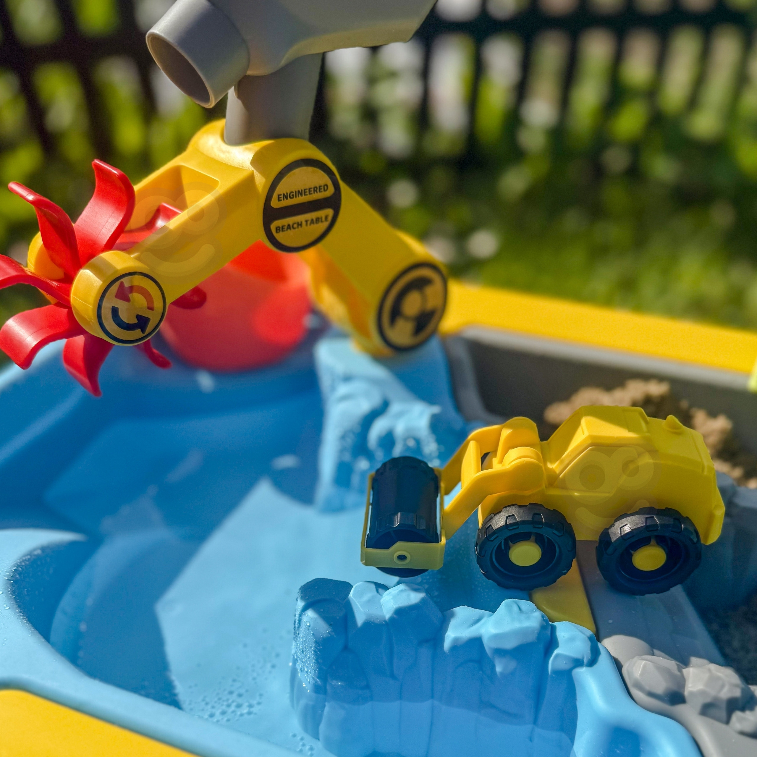 WOOPIE Water Table 2 in 1 Sandbox Construction Site + 4 Cars 12 pcs. - Slika 6