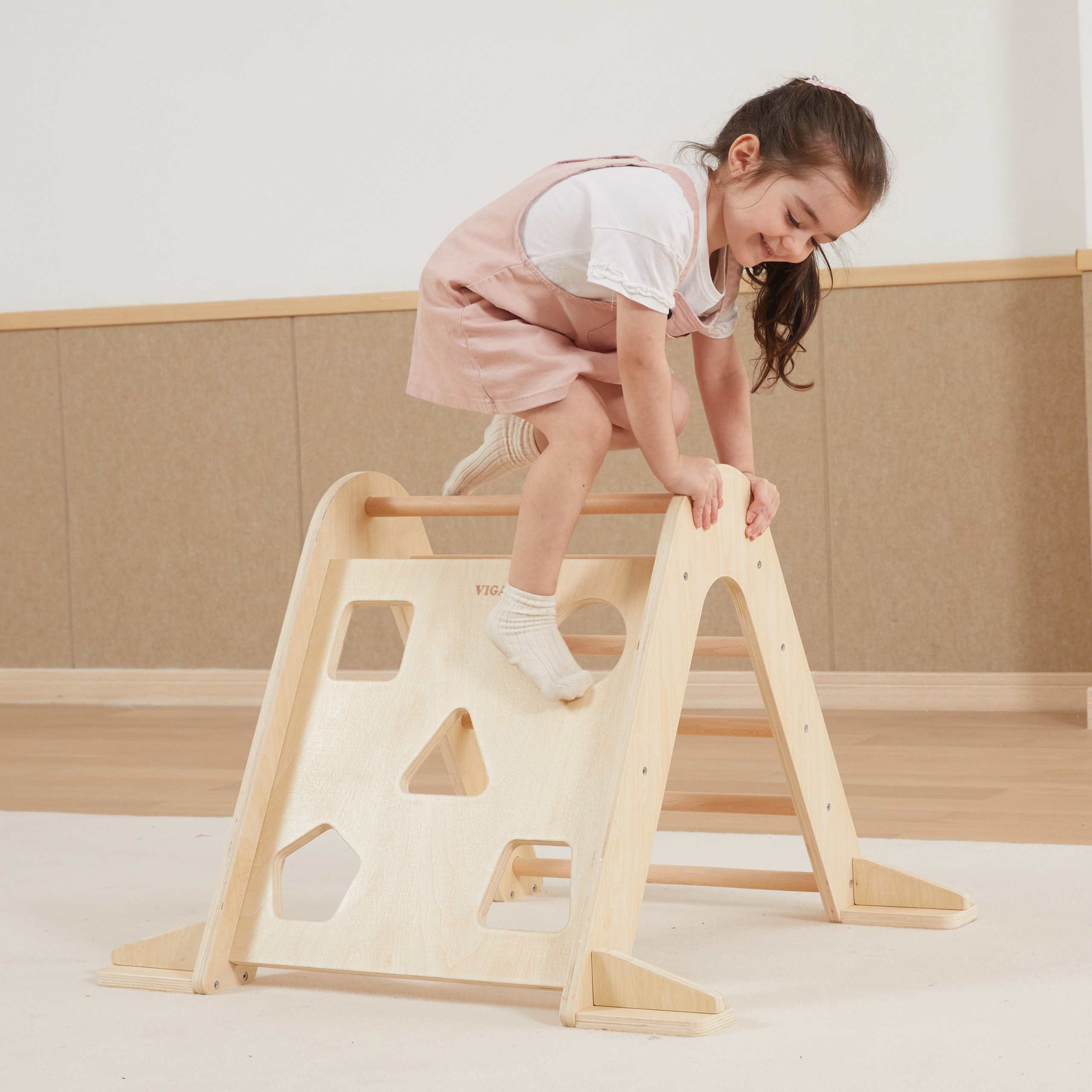 VIGA Wooden Ladder Pikler Climbing Triangle Montessori - Slika 2