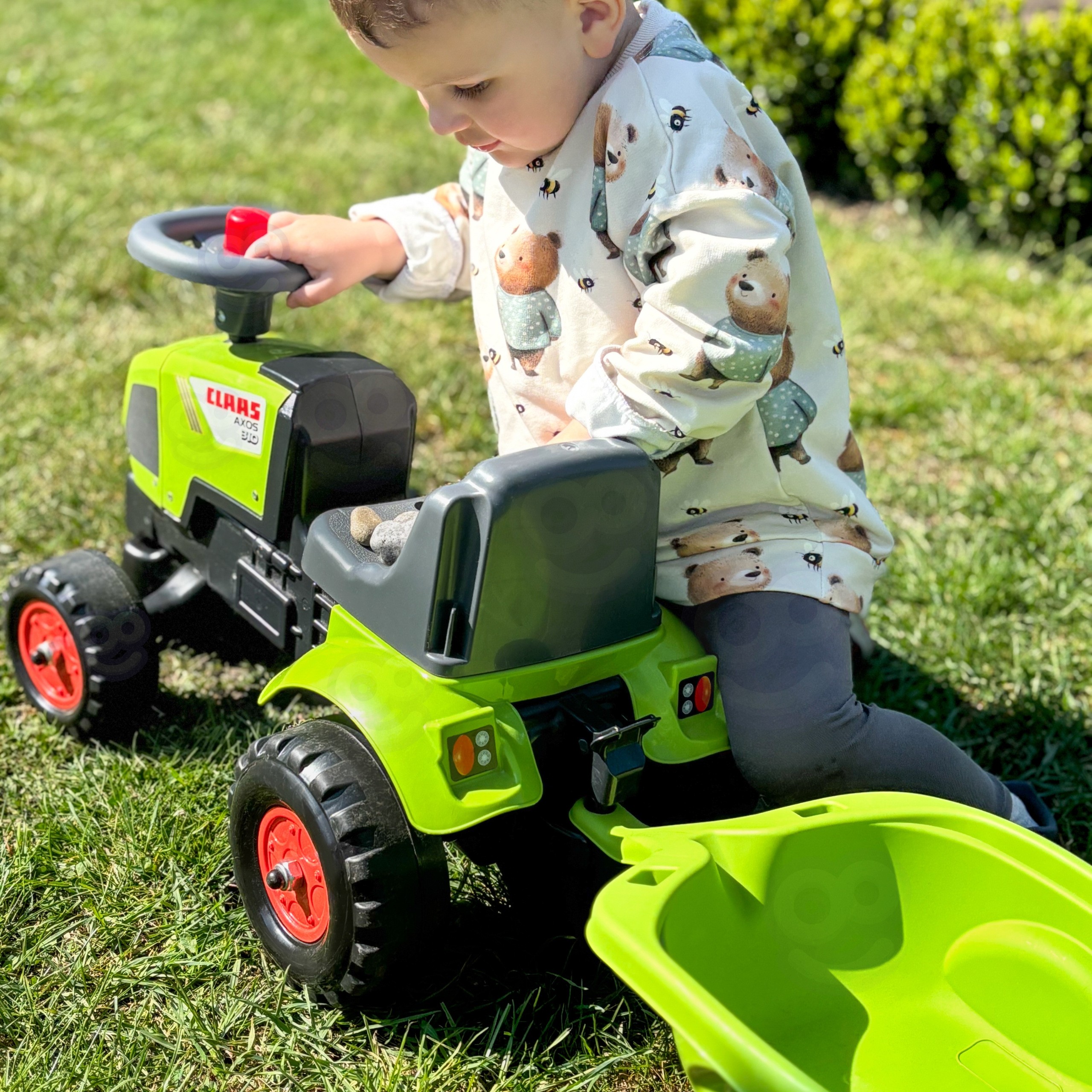 FALK Baby Claas Axos 310 Green Tractor with Trailer from 1 year - Slika 2