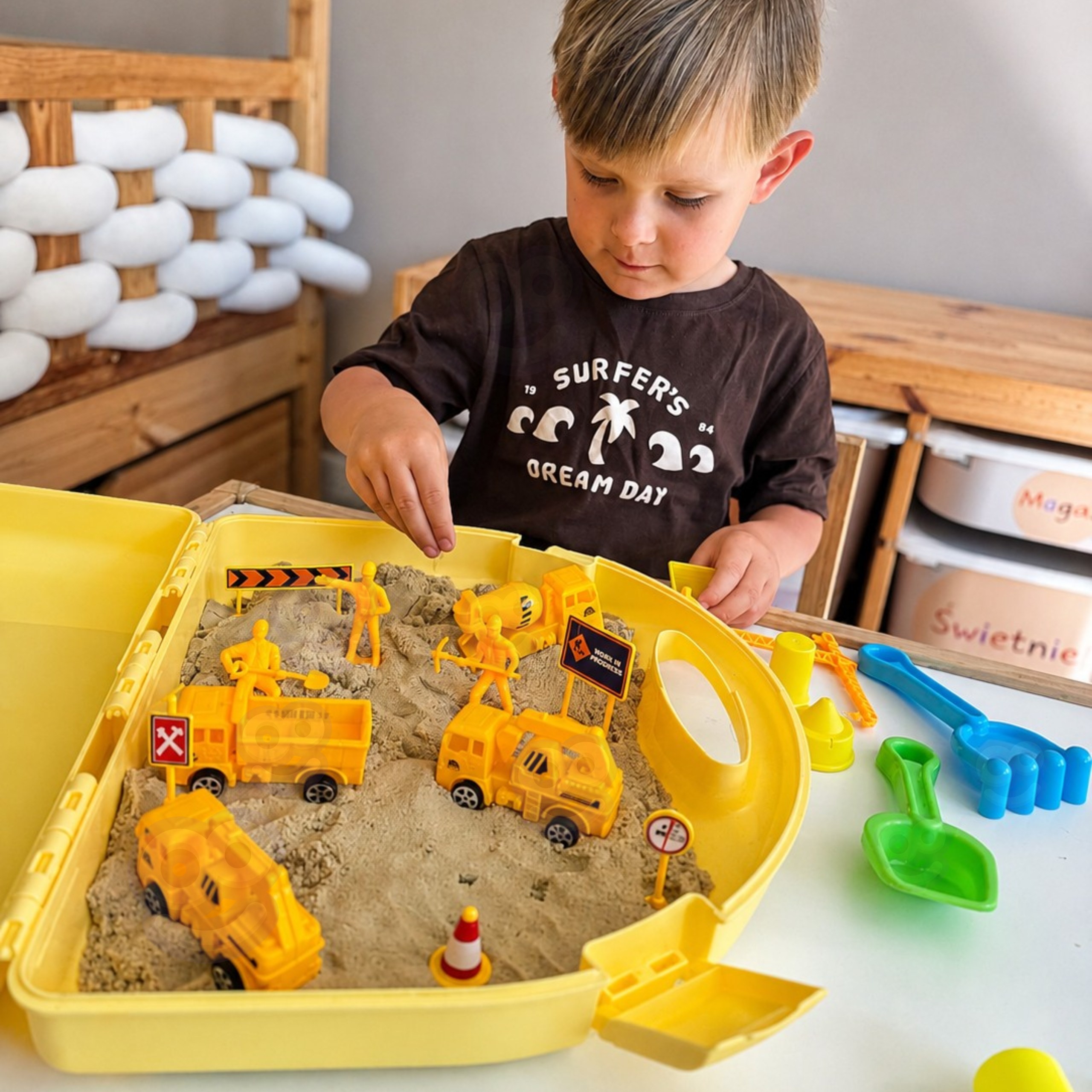 WOOPIE Kinetic Sand Construction Site Suitcase Crane Cars - Slika 2