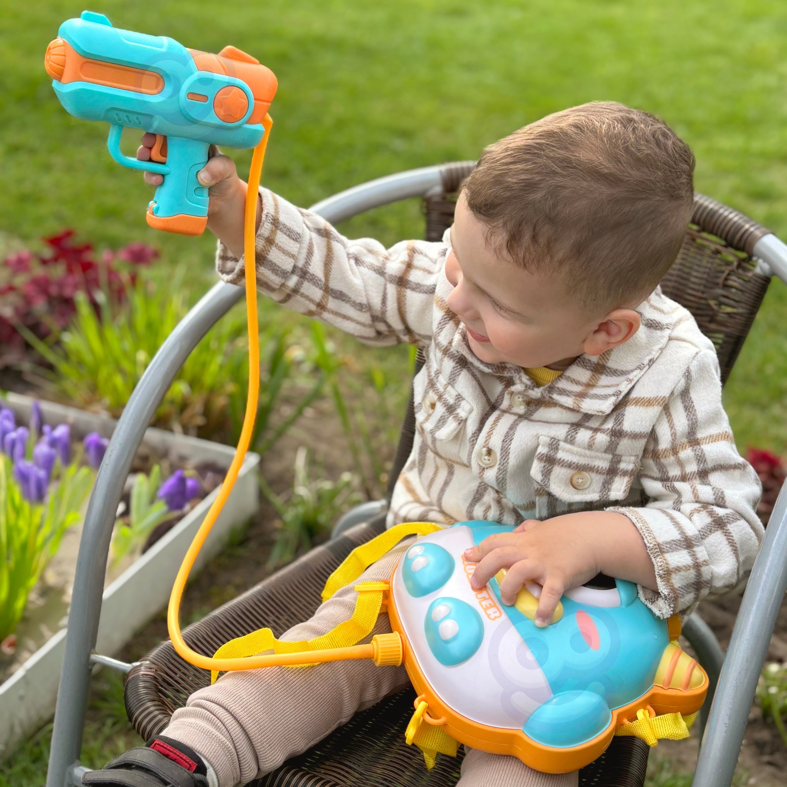 WOOPIE Water Gun with Backpack UFO MONSTER - Capacity 2.1 l - Slika 2