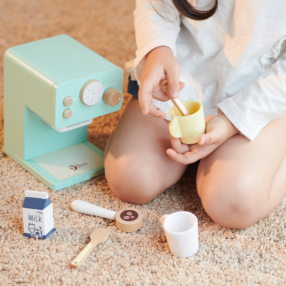 Wooden Coffee Maker for Kids – Little Barista | Classic World - Slika 3