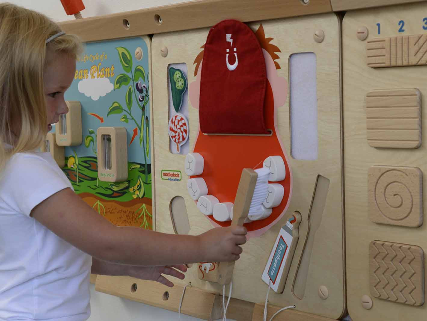 MASTERKIDZ Oral Hygiene Flex Montessori Wall senzorna ploča - Slika 5