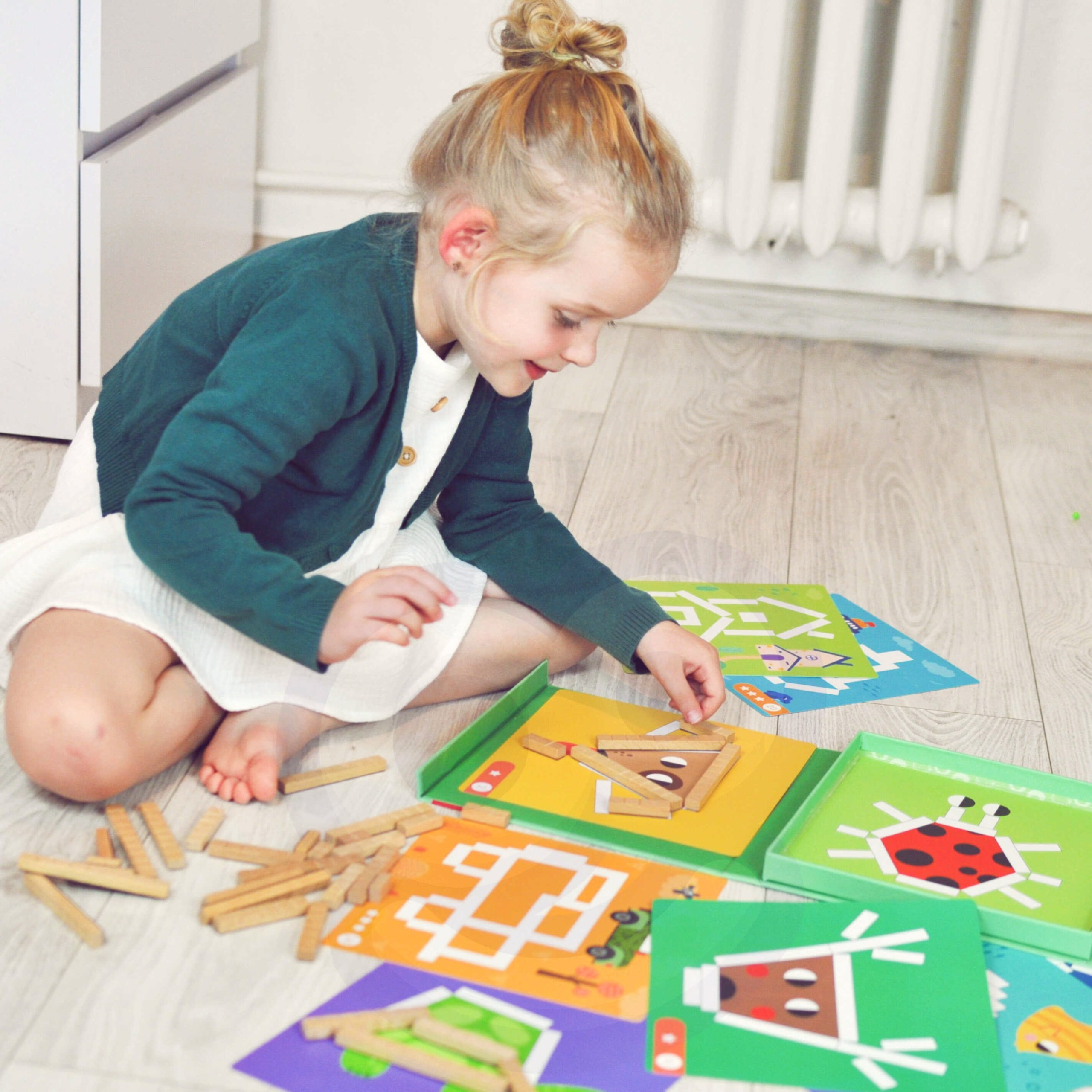 TOOKY TOY Puzzle Logic Game Puzzles Magnetic Blocks for Children 49 pcs. - Slika 2
