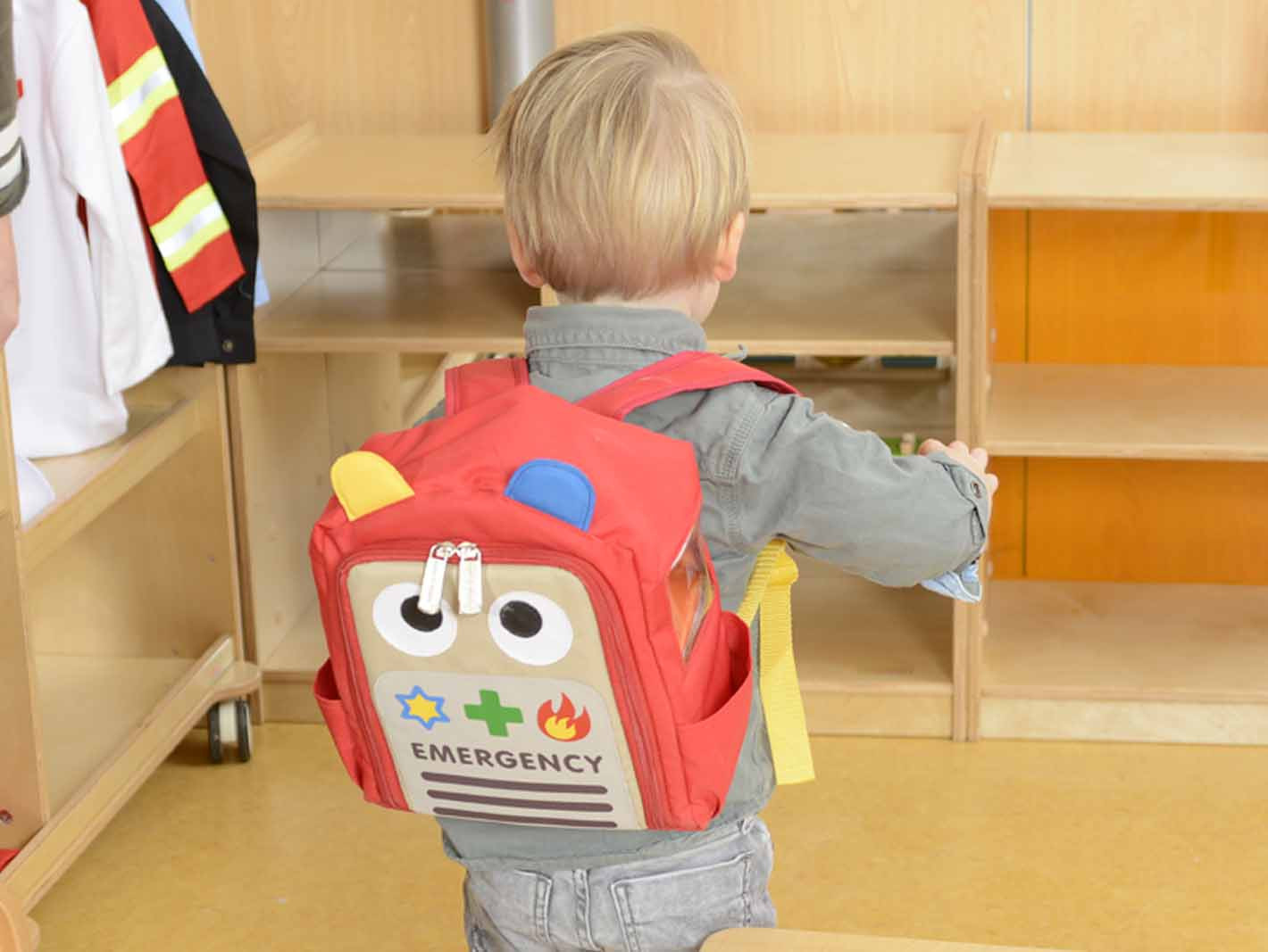 MASTERKIDZ Backpack Safety Rescue Center - Slika 5