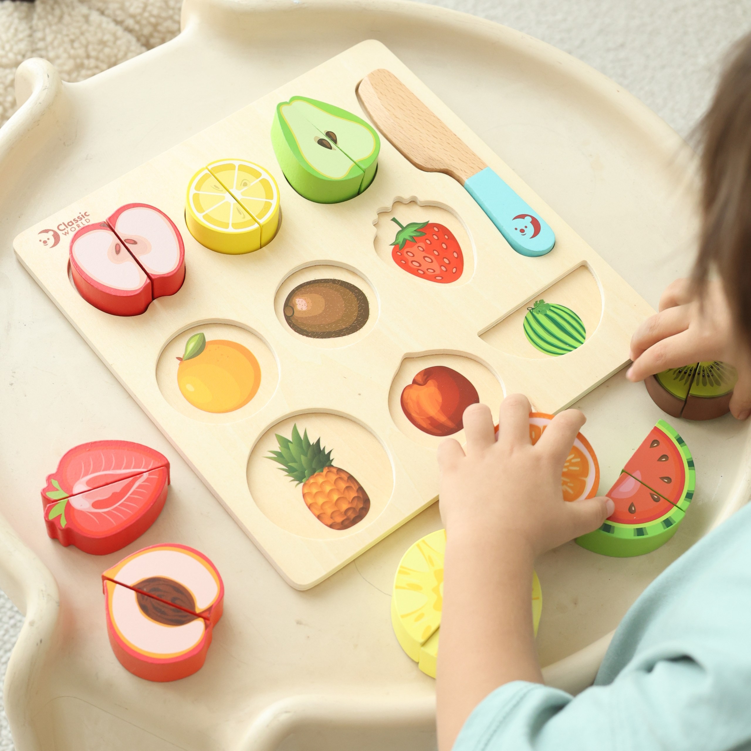 CLASSIC WORLD Montessori Fruit Cutting Set with Velcro 20 pcs. - Slika 4