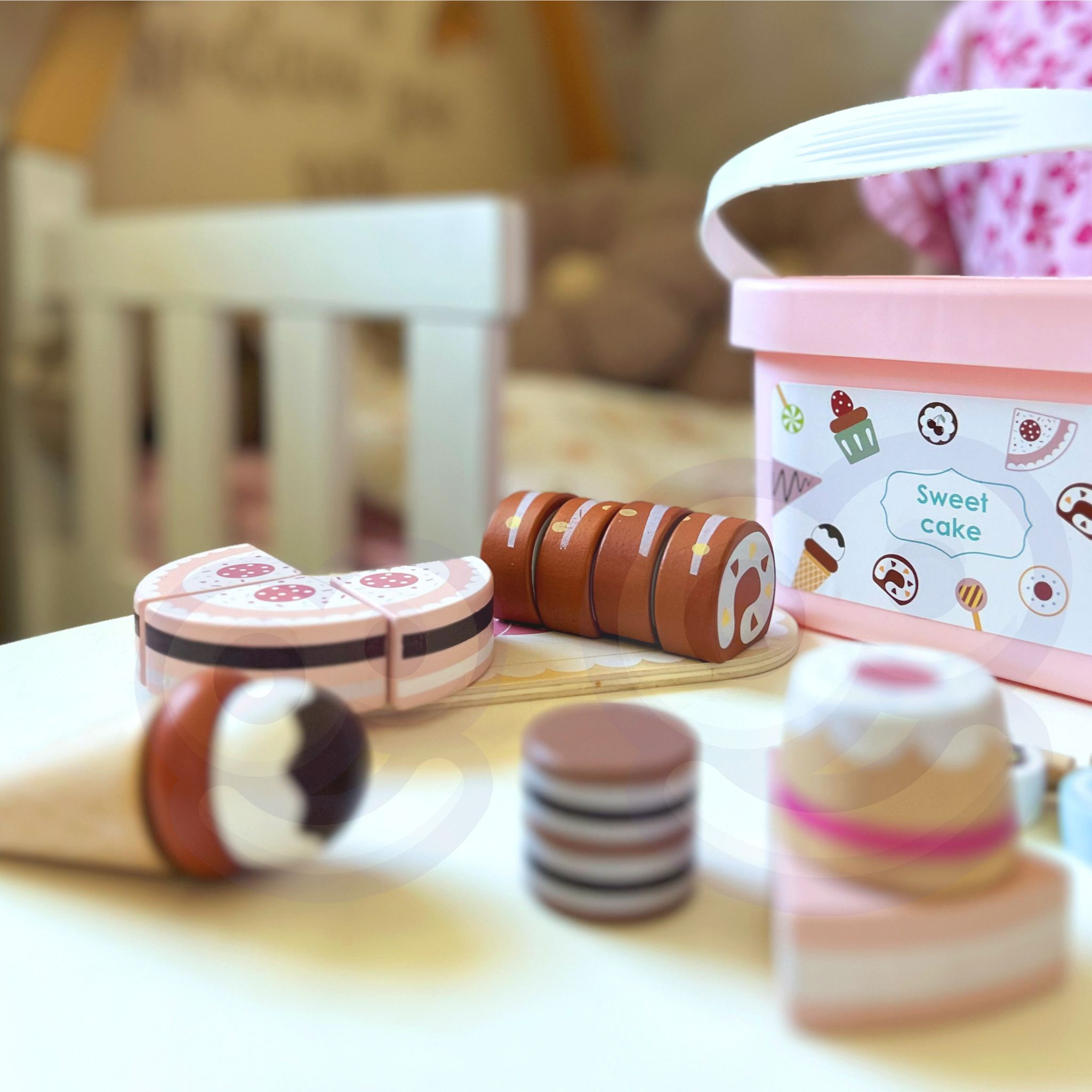 TOOKY TOY Sweet Cake Wooden Set of Sweets in a Box Confectionery Ice Cream Parlor - Slika 3