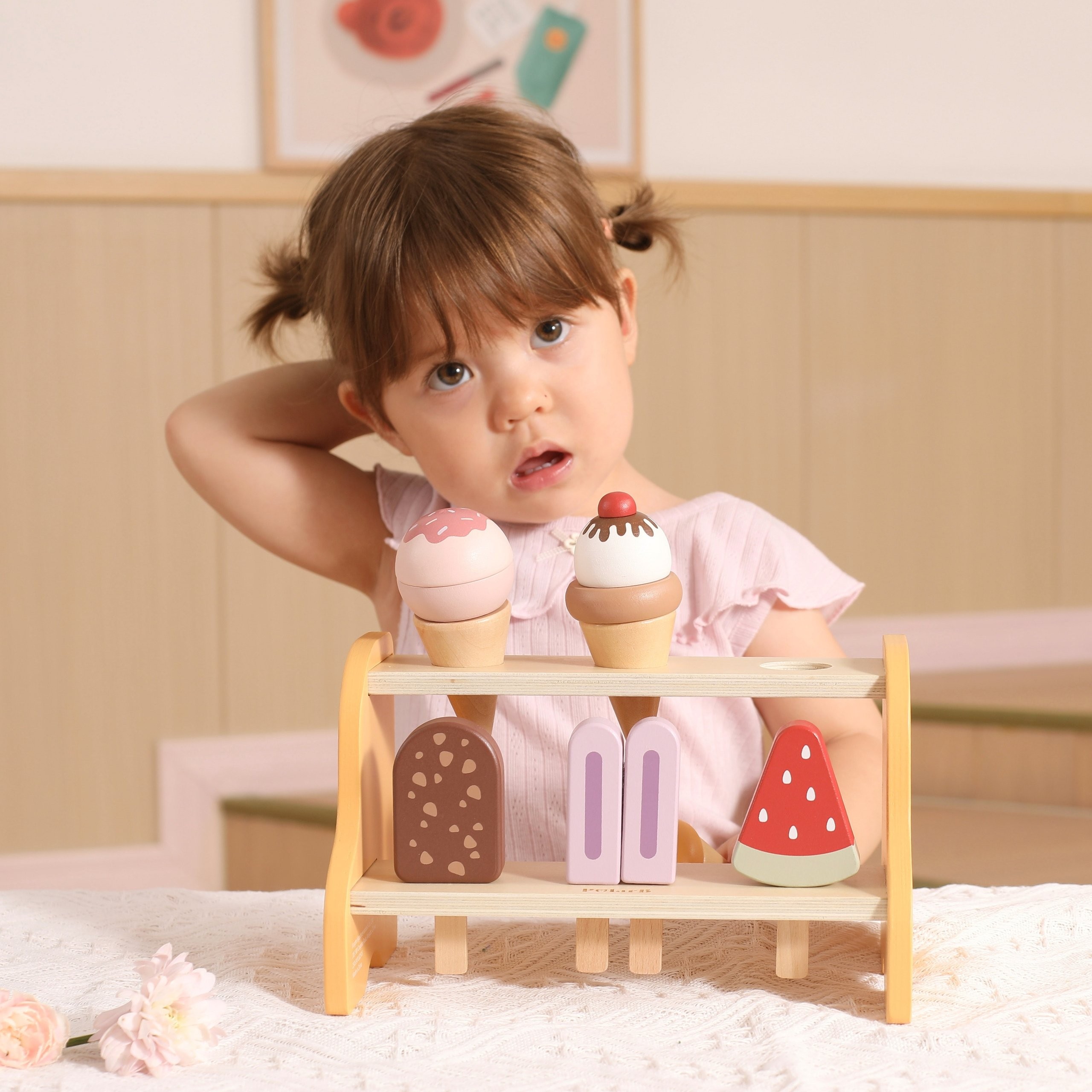 VIGA Wooden Ice Cream Shop Set with 6 Ice Creams - Slika 4