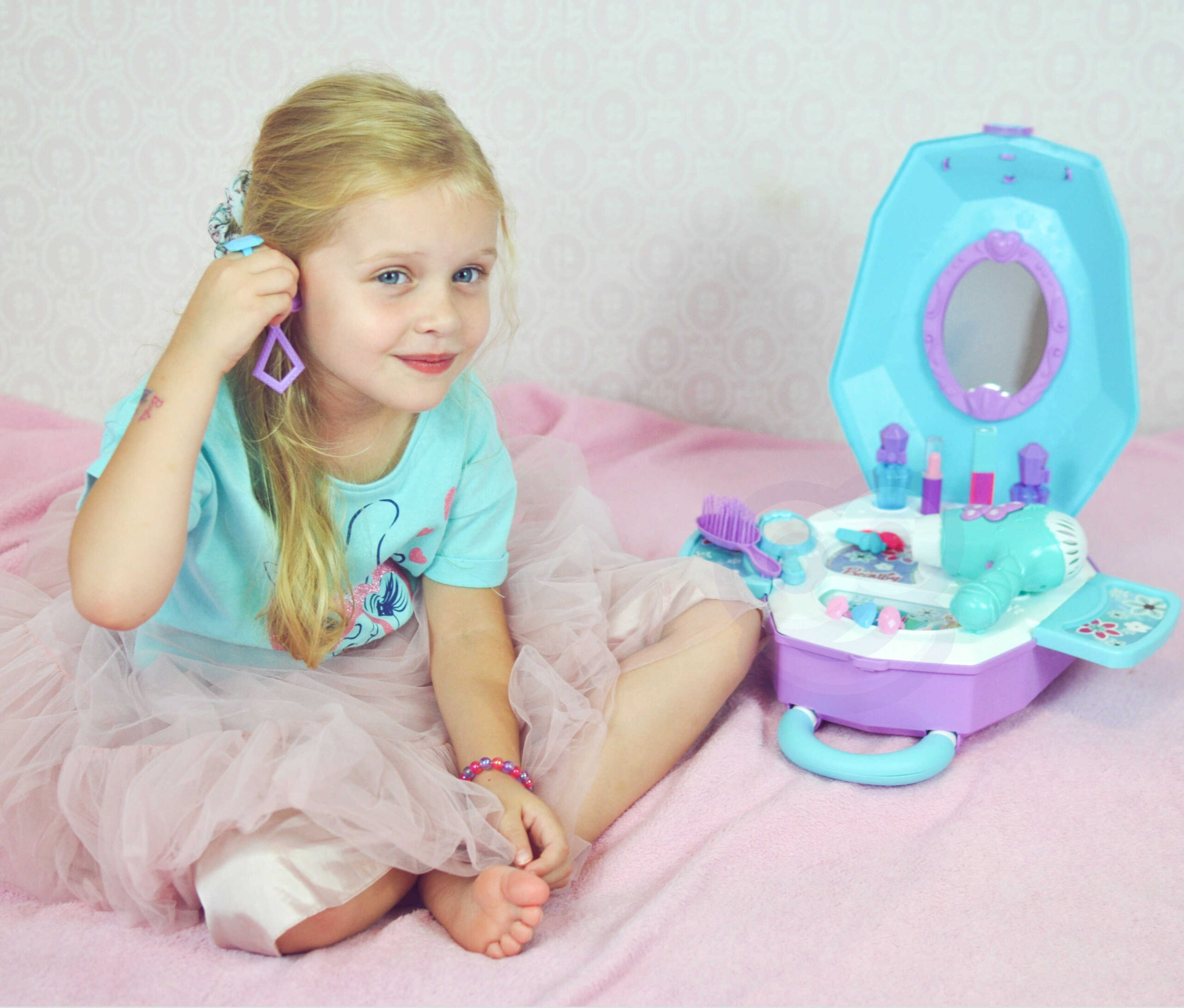 WOOPIE Dressing Table for Girls 2 in 1 Beauty Salon in a Suitcase - Slika 4