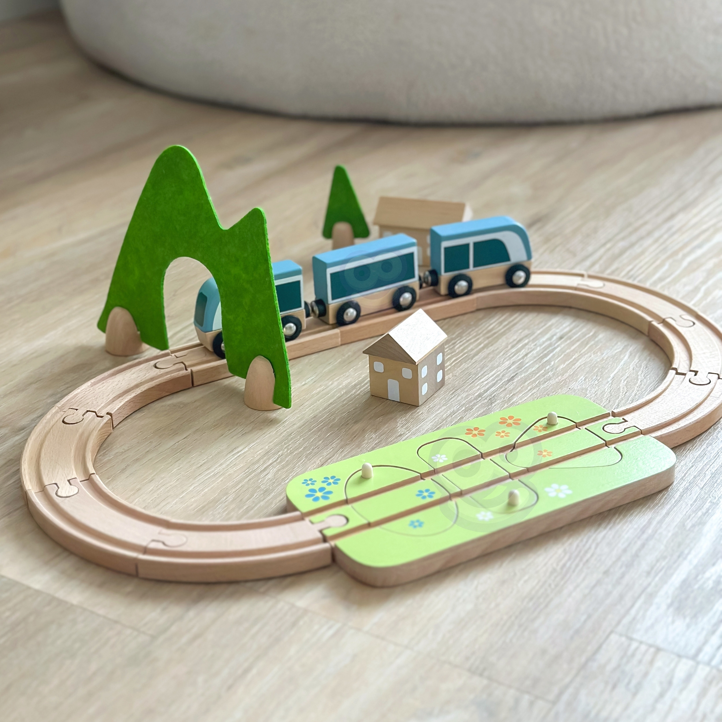 CLASSIC WORLD Set Railway Track Wooden Train + Shape Sorter 40 pcs. - Slika 4