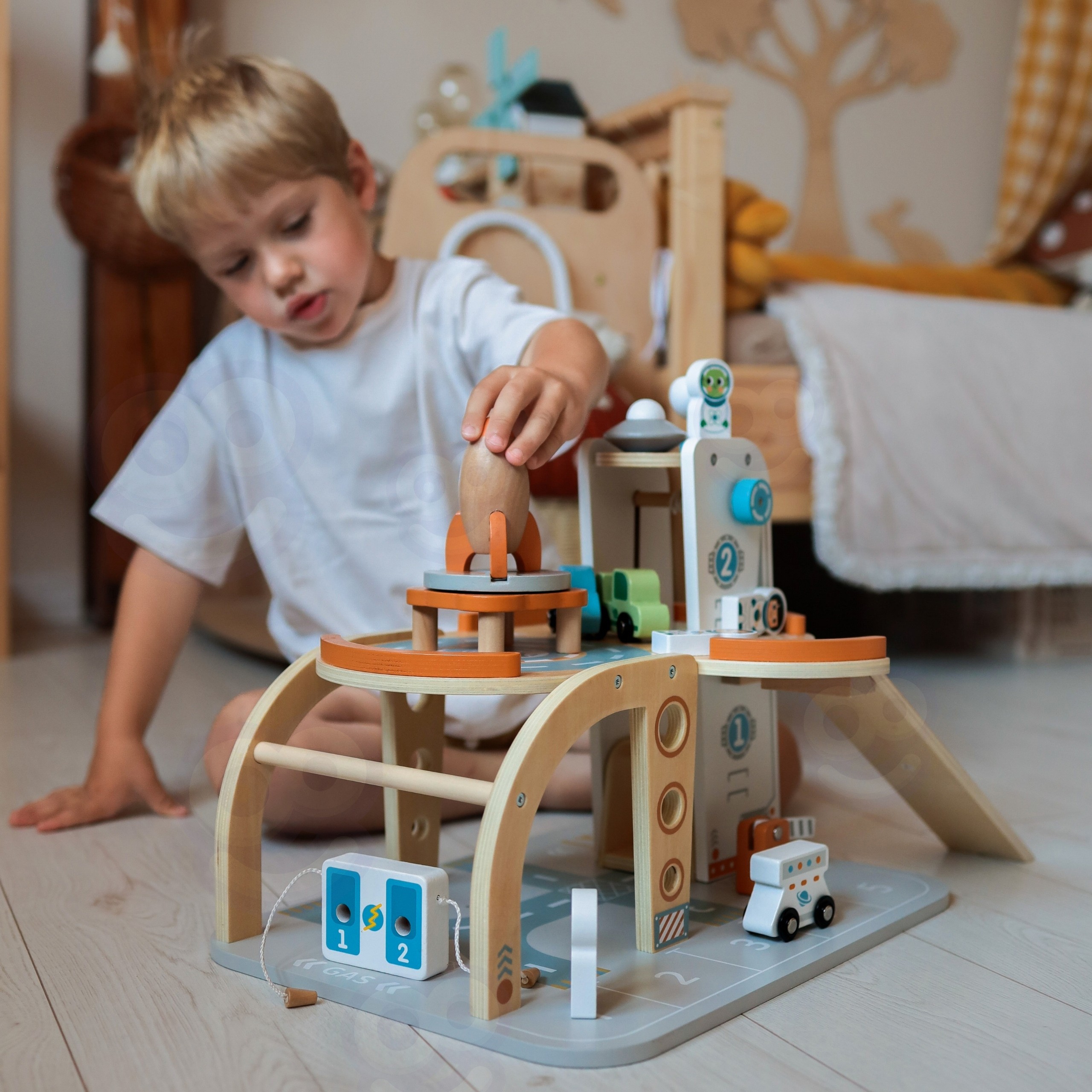 TOOKY TOY Wooden Space Parking Space Station - Slika 5