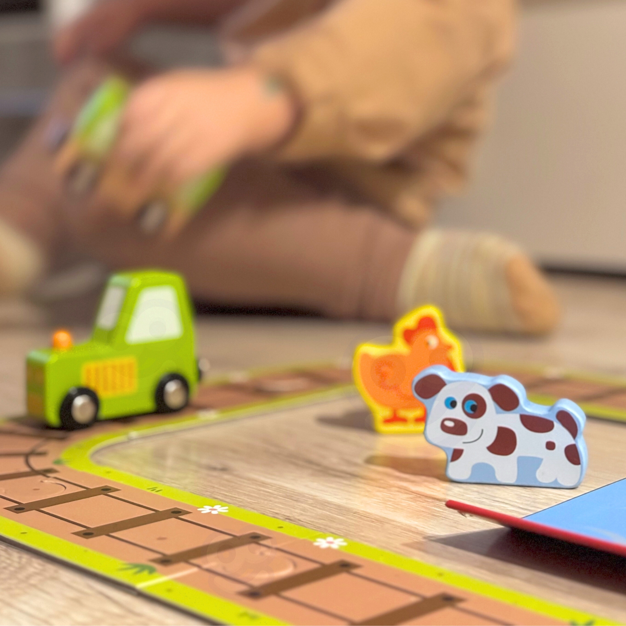 TOOKY TOY Wooden Farm in a Suitcase Figures Vehicles - Slika 5