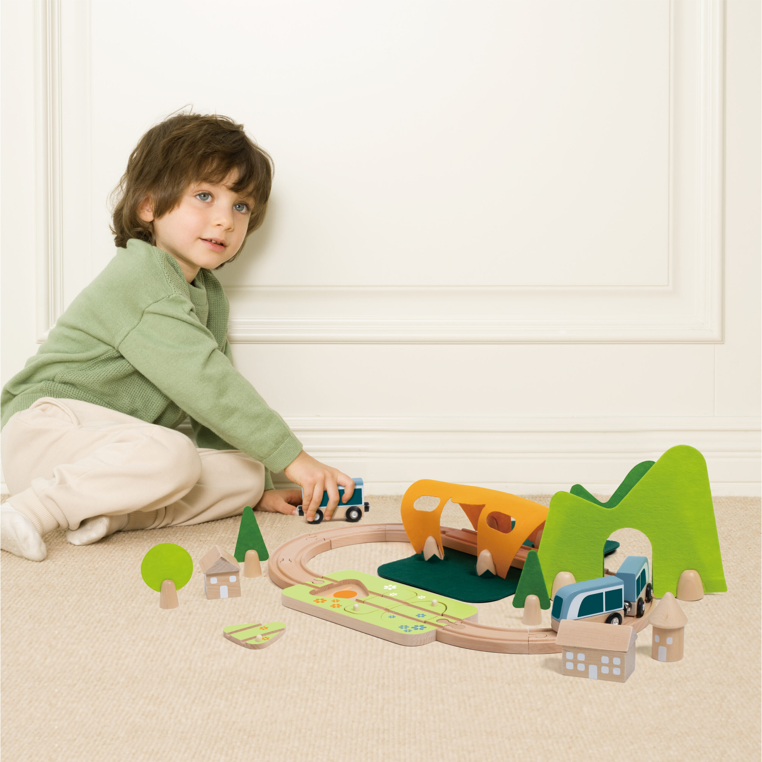 CLASSIC WORLD Set Railway Track Wooden Train + Shape Sorter 40 pcs. - Slika 8