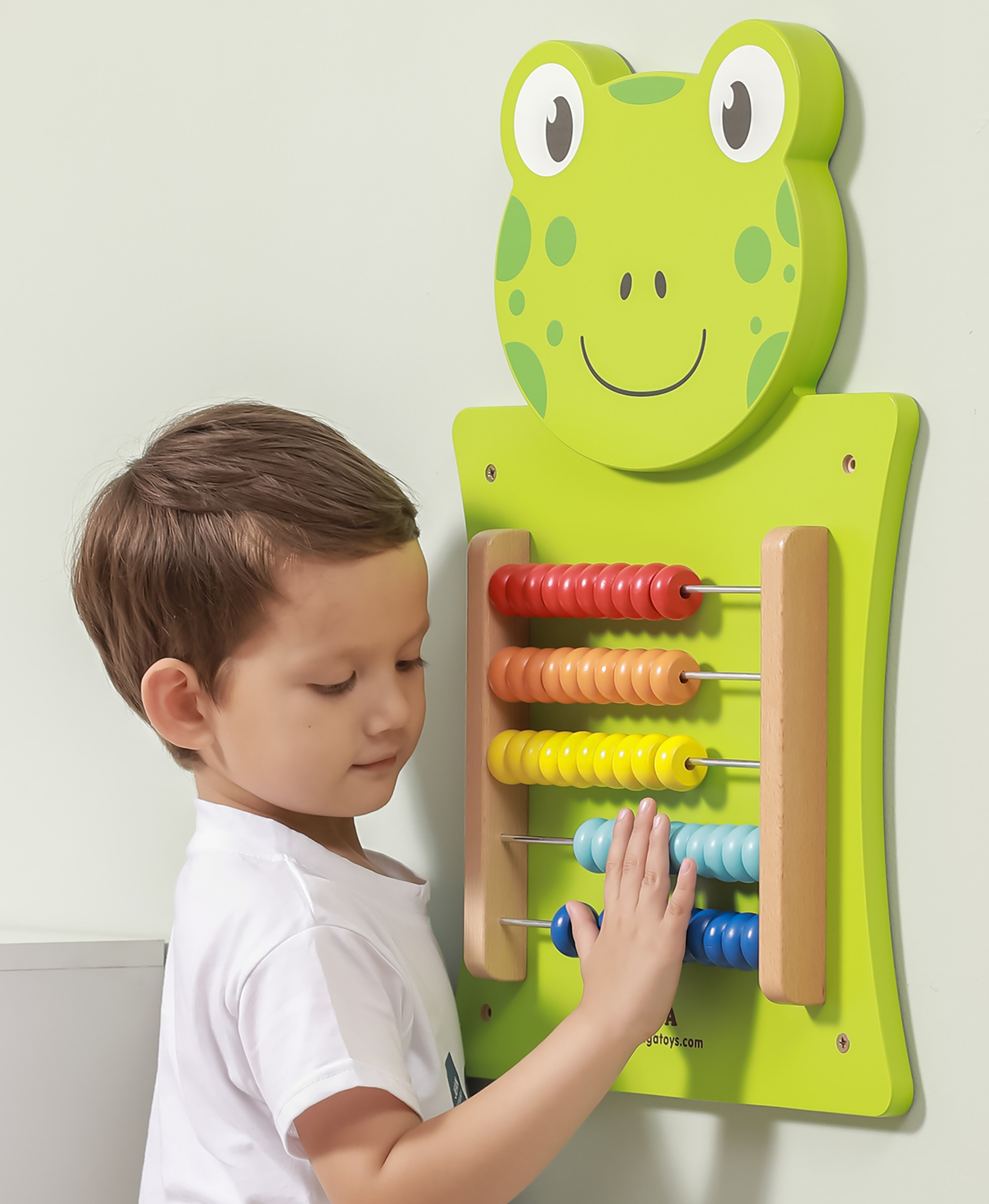VIGA Wooden Manipulative Board Abacus Frog FSC Montessori Certificate - Slika 3