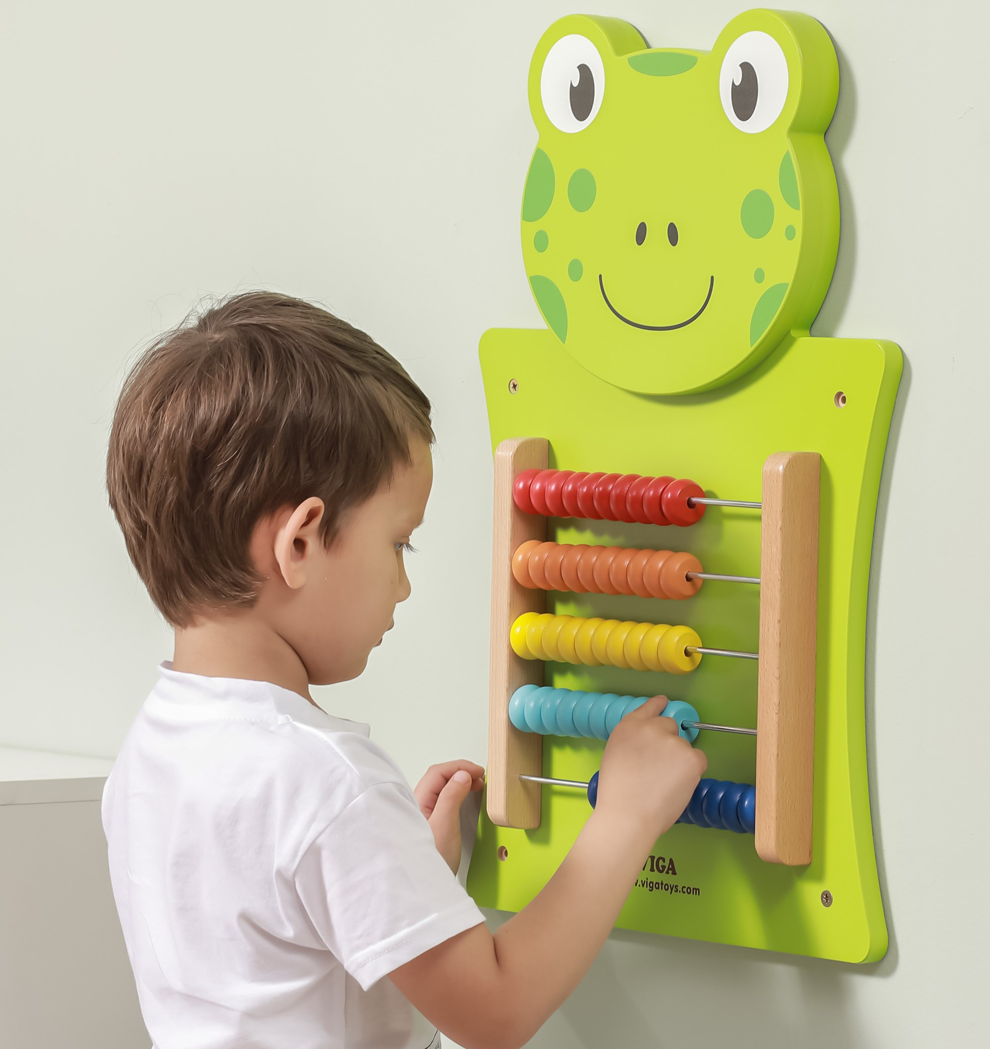 VIGA Wooden Manipulative Board Abacus Frog FSC Montessori Certificate - Slika 4