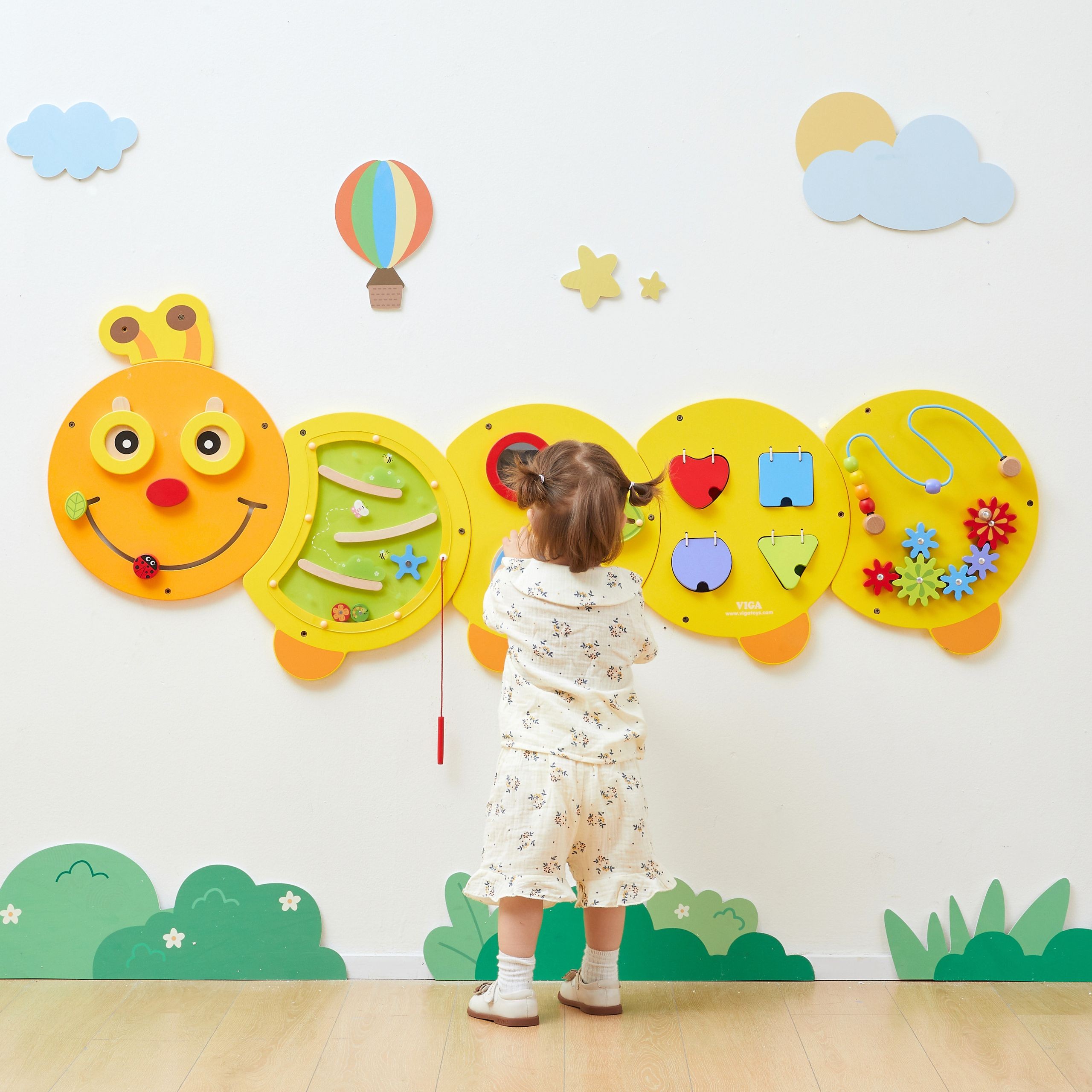 VIGA Large Wooden Caterpillar Activity Board - Slika 5