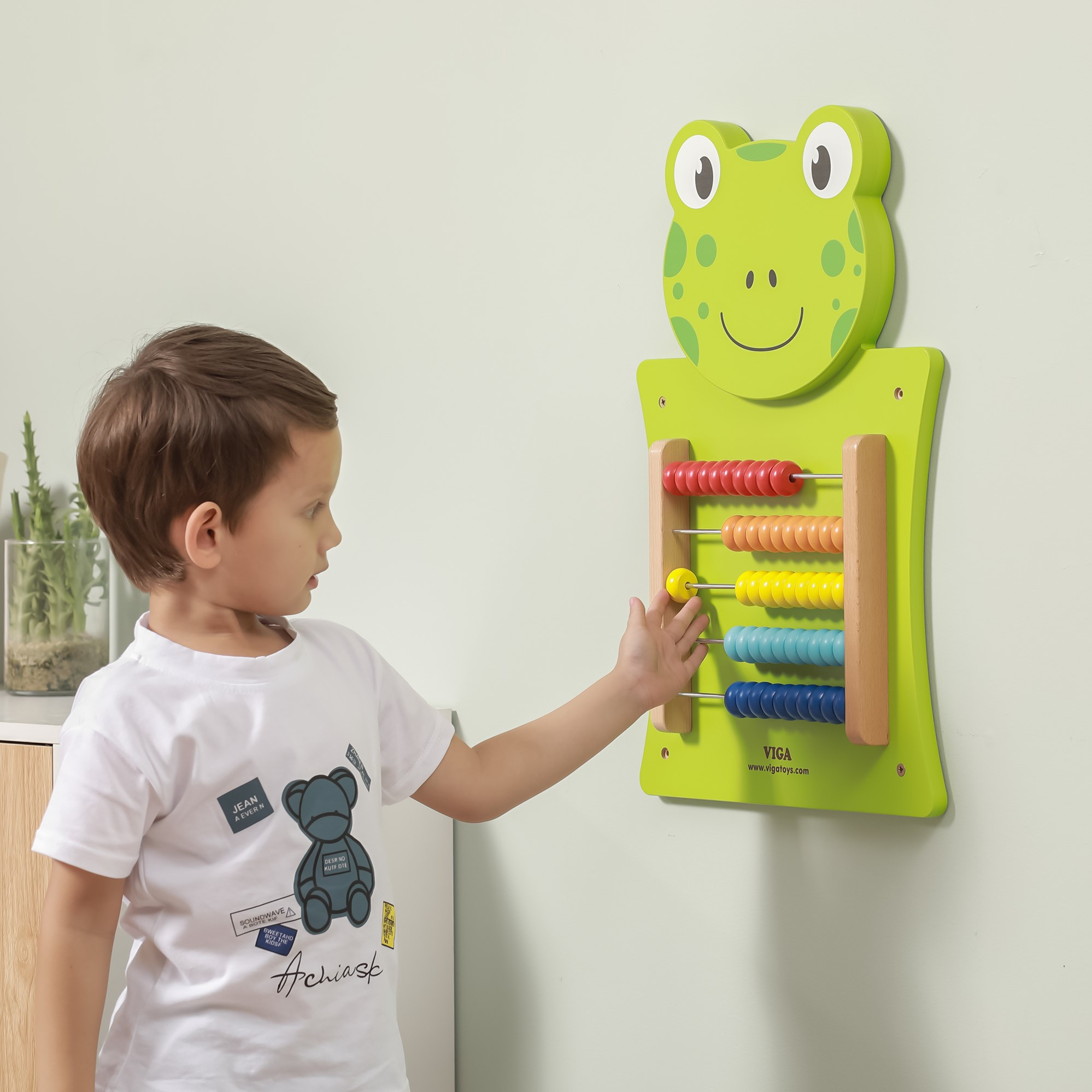 VIGA Wooden Manipulative Board Abacus Frog FSC Montessori Certificate - Slika 8
