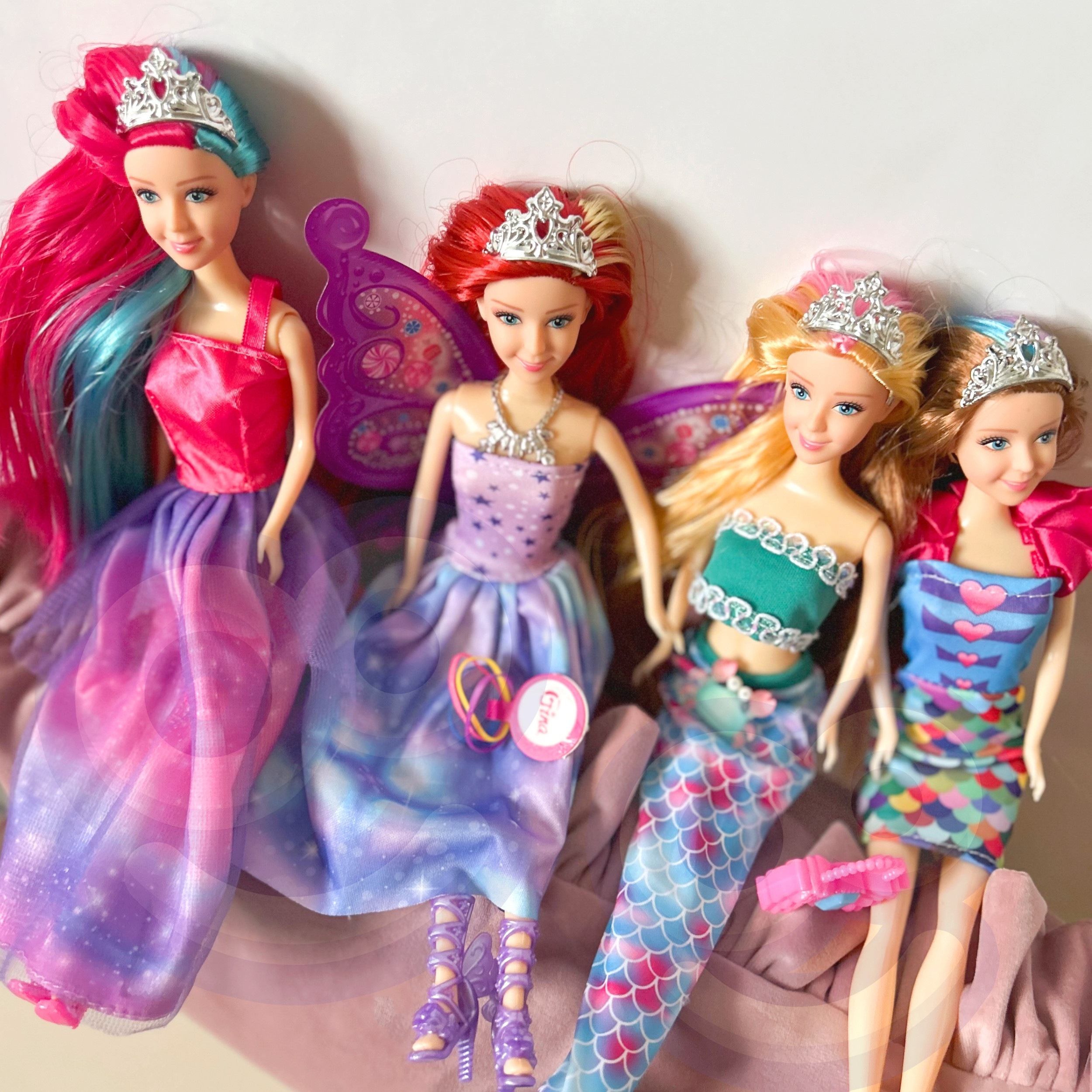 WOOPIE Set of 4 Magical Princesses - 4-in-1 Doll Box with Accessories - Slika 4