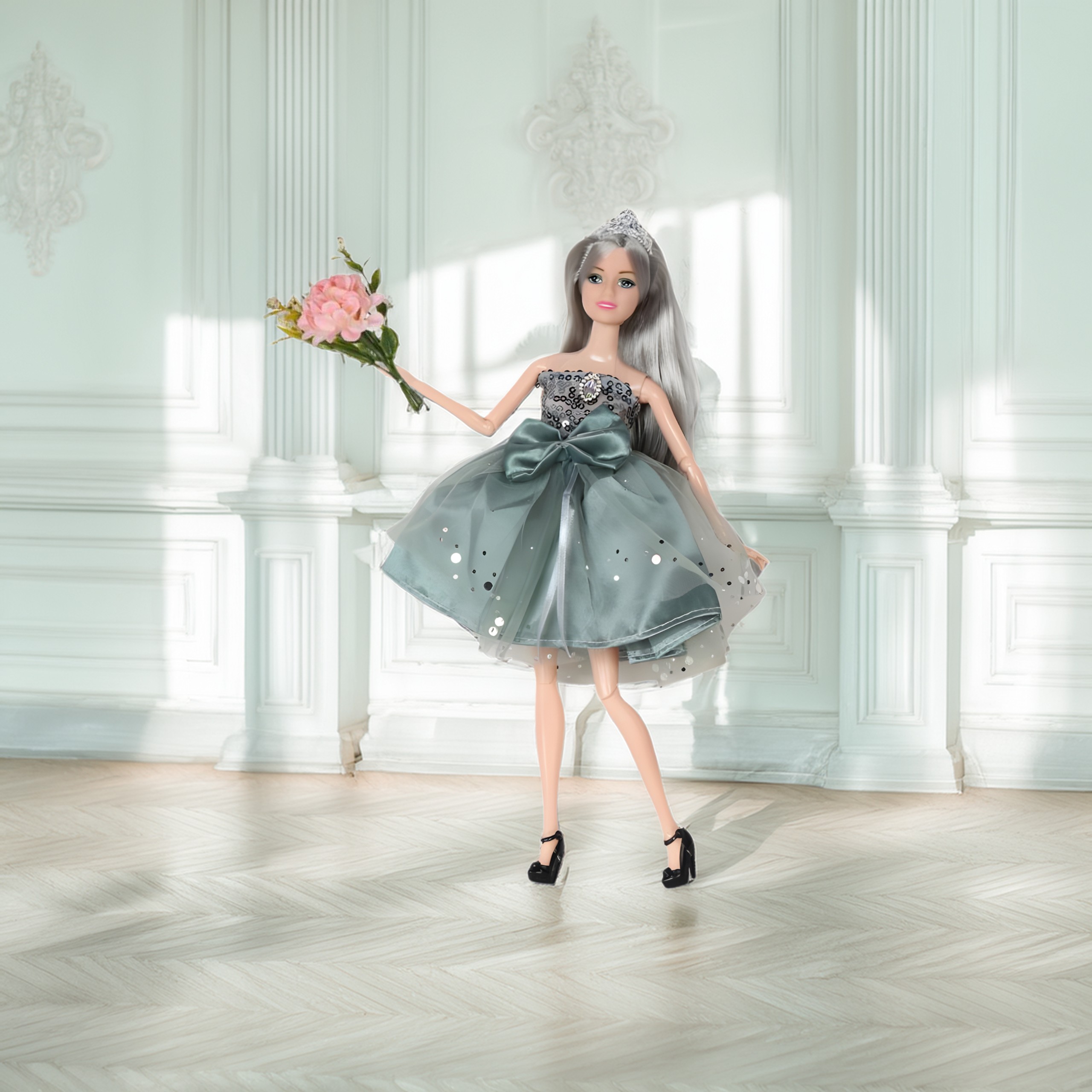 WOOPIE ROYAL Emi Doll in an Elegant Tulle Dress with a Bow and Bouquet - Slika 4