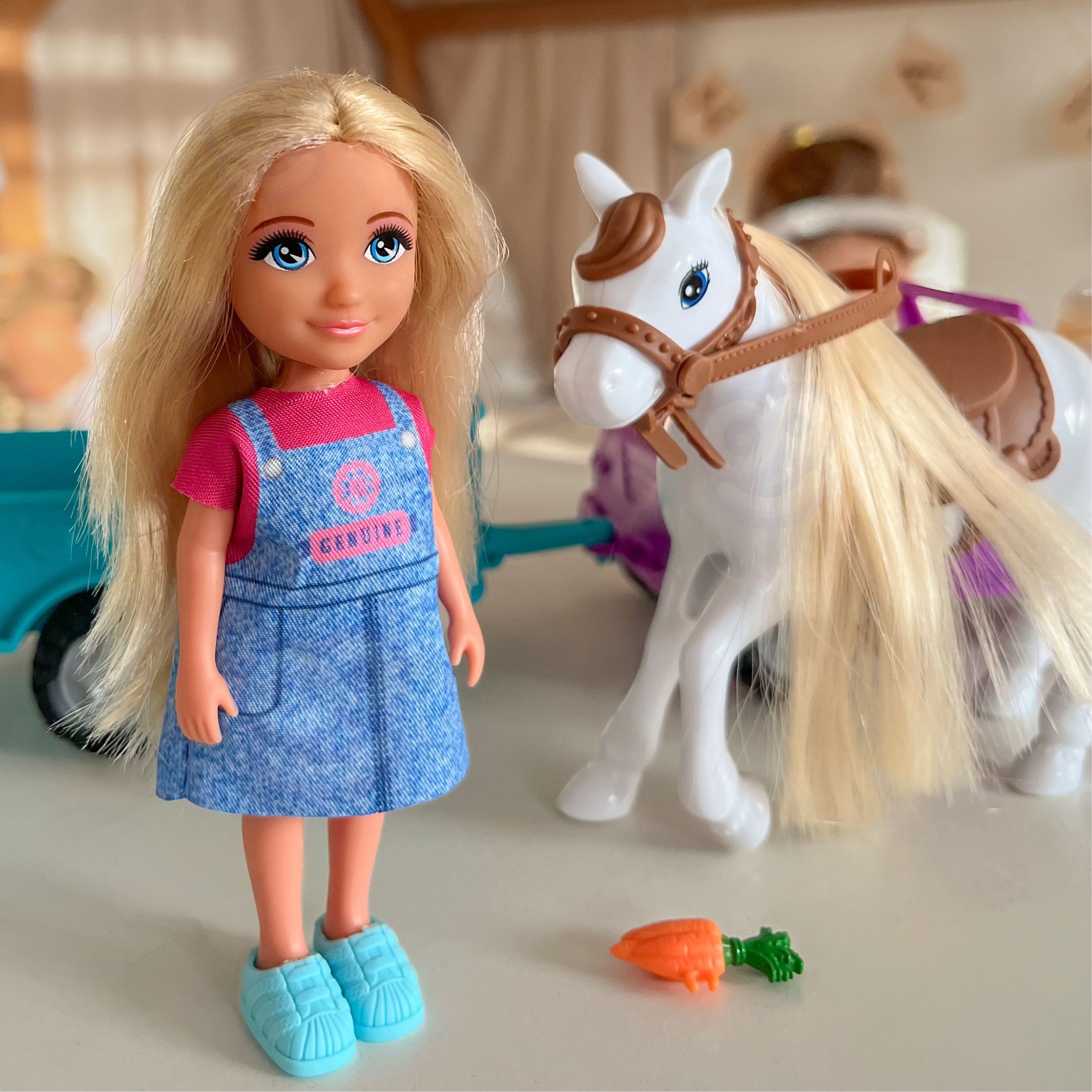WOOPIE ROYAL Niki Doll Set with Horse, Car and Trailer - Slika 3