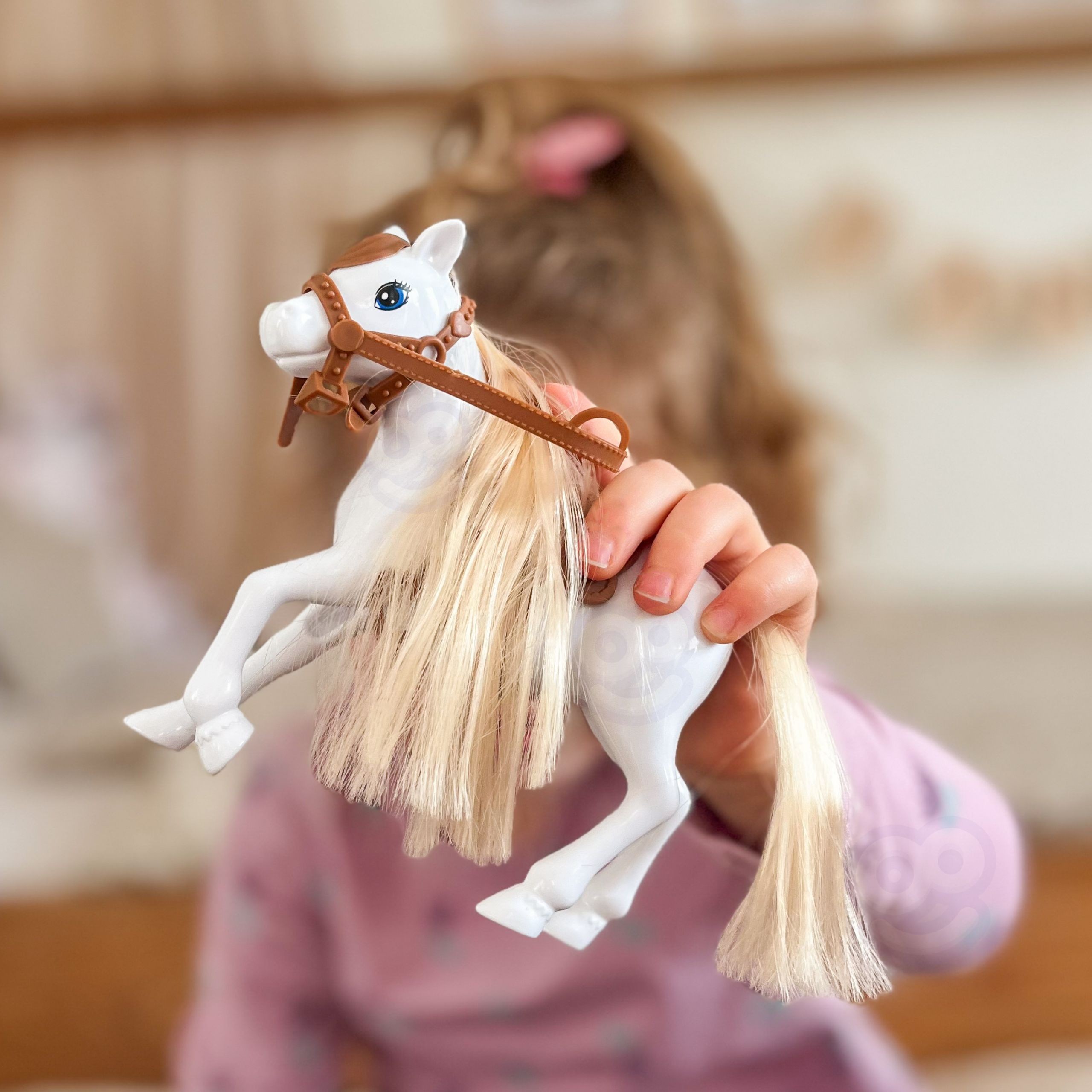 WOOPIE ROYAL Niki Doll Set with Horse, Car and Trailer - Slika 4