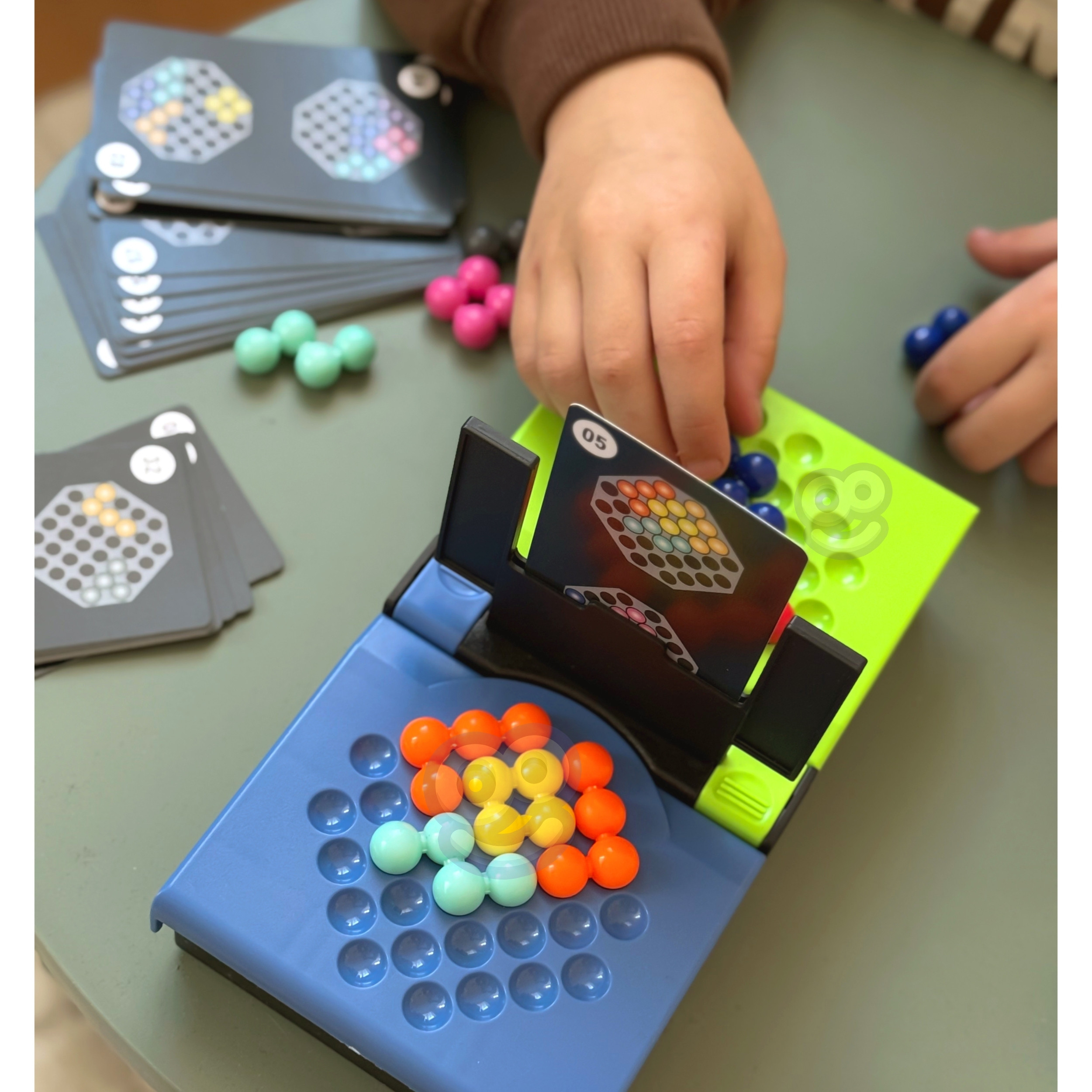 WOOPIE IQ Logic Game Strategic Brain Training "Head to Head" Timed Pattern Solving - Slika 3