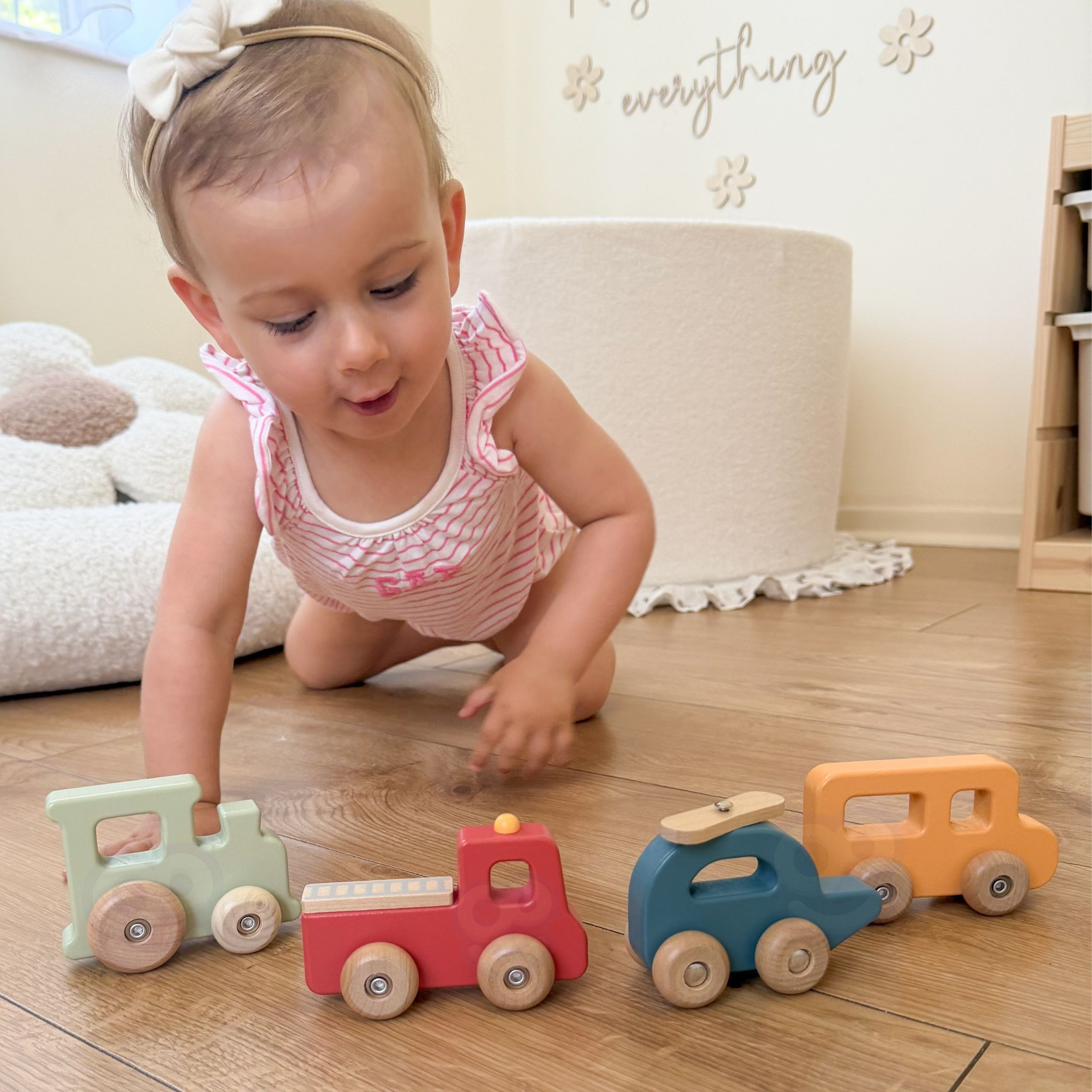 VIGA Set of Wooden Colorful Vehicles 4 pcs from the PolarB Series - Slika 3