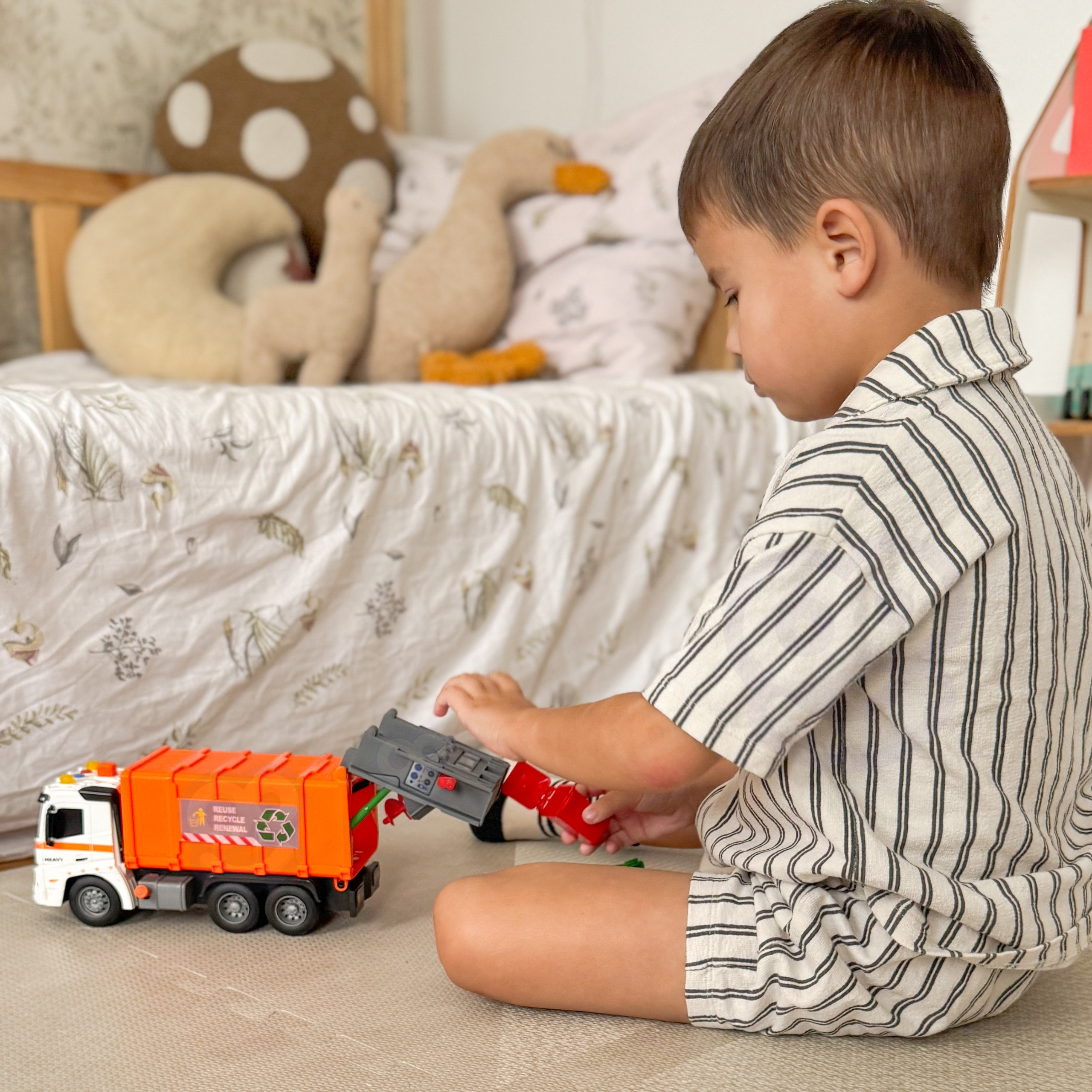 WOOPIE Interactive Garbage Truck Model 1:16 Scale with Sound and Light Effects - Slika 5