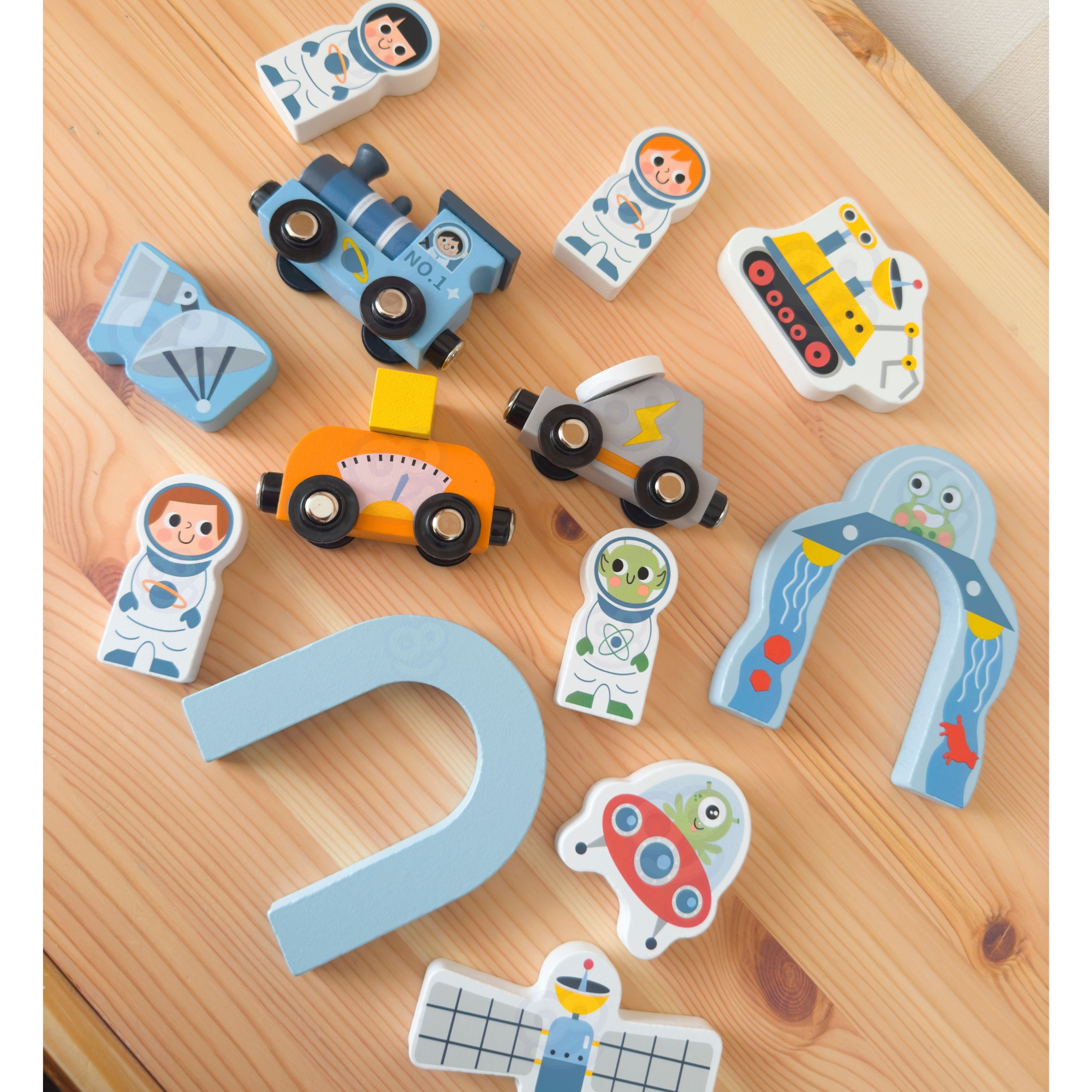 TOOKY TOY Wooden Space Train Track Set - Slika 7