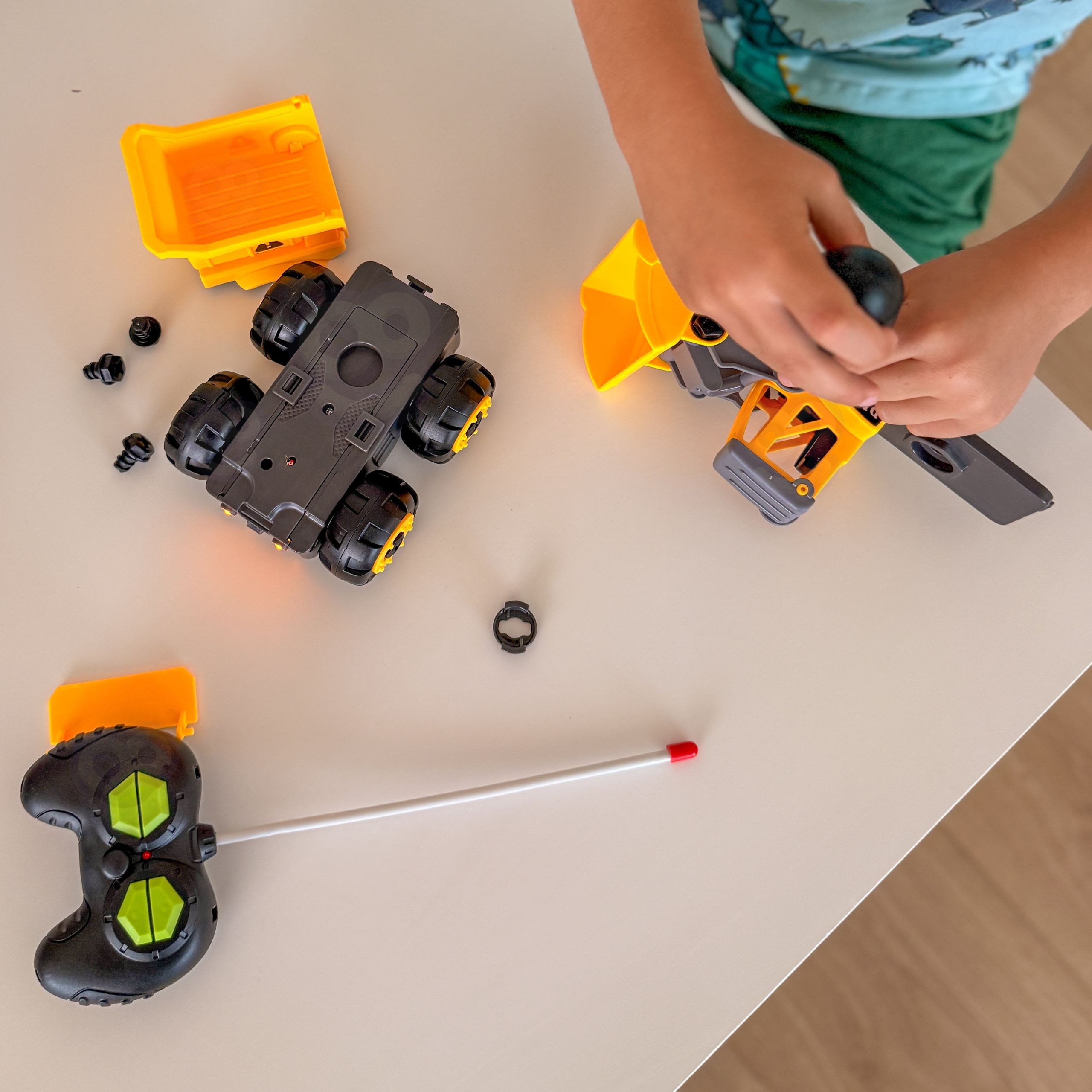 WOOPIE Remote Controlled DIY Construction Car - Slika 5