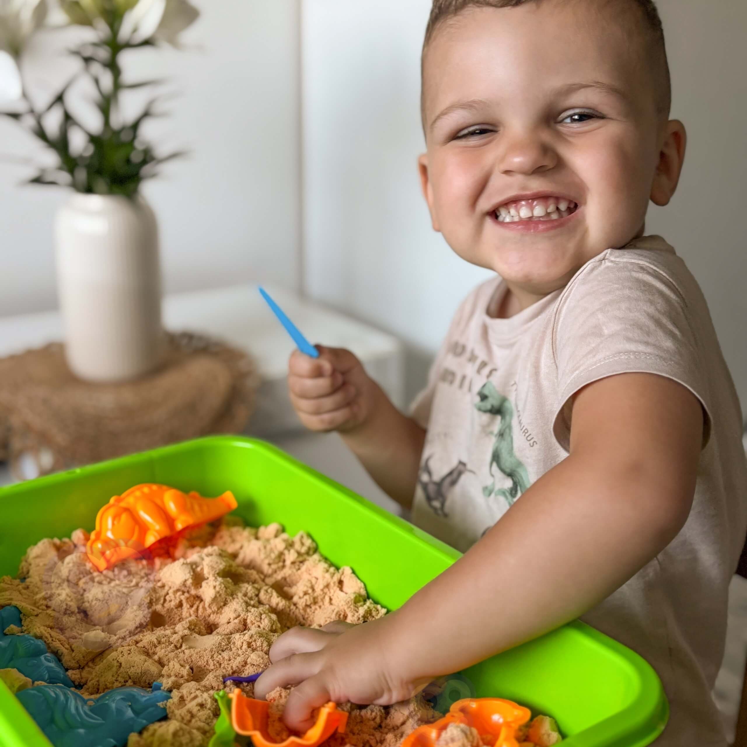 WOOPIE Kinetic Sand 1.5 kg XXL Set ZOO Safari Table with Molds - Slika 6